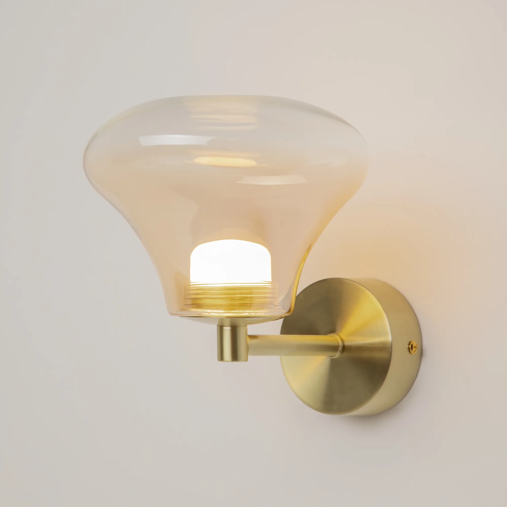 картинка Настенный светильник (бра) Maytoni MOD402WL-L3BS3K