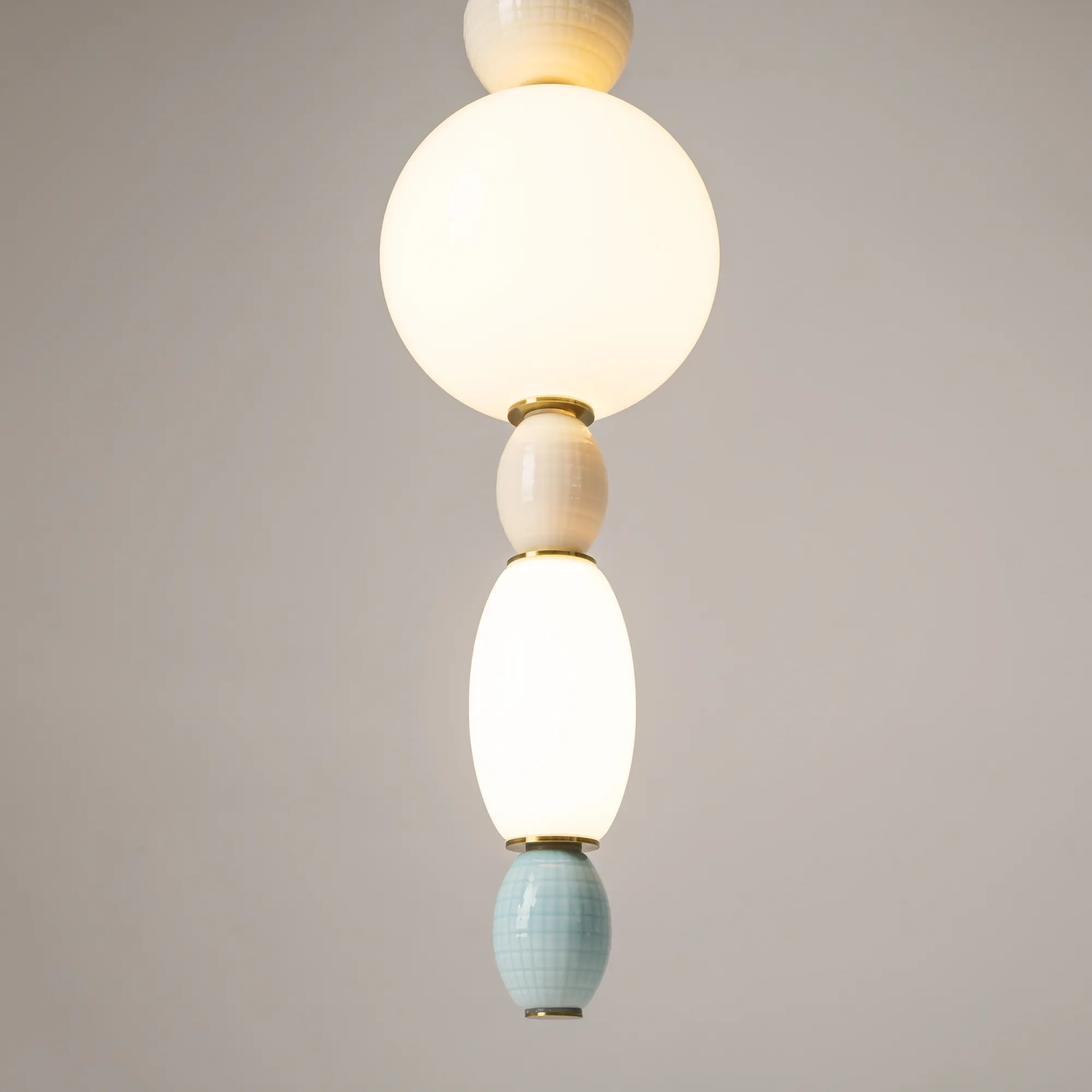 картинка Подвесной светильник Maytoni MOD297PL-L17BS3K