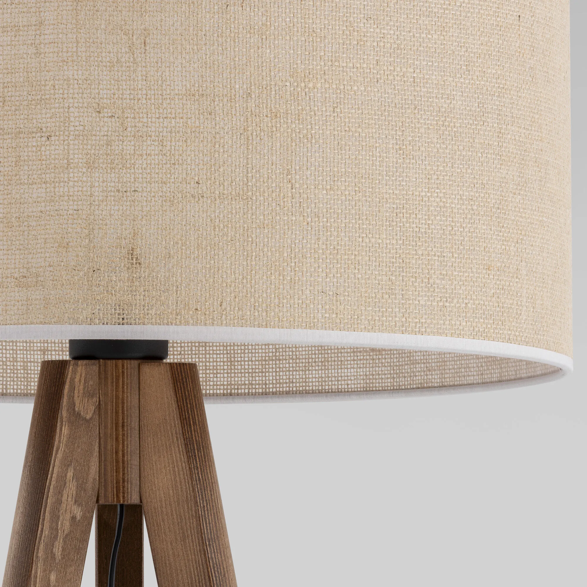 картинка Напольный светильник с тканевым абажуром 16017 Grand