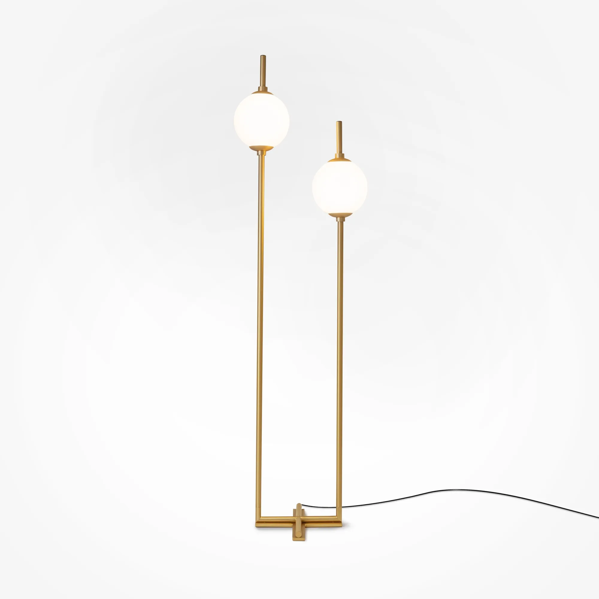 картинка Напольный светильник (торшер) Maytoni Z020FL-L12BS3K