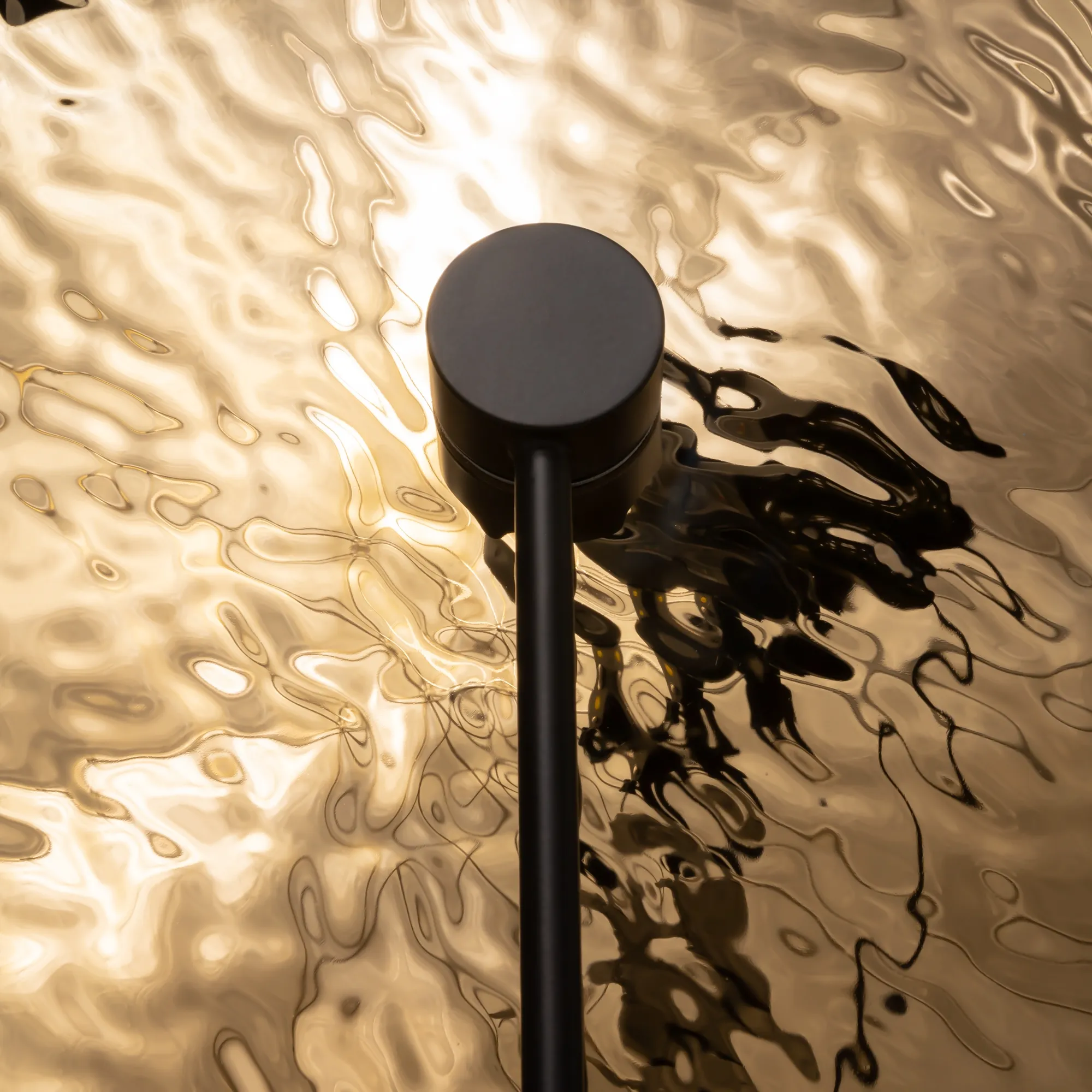 картинка Настенный светильник (бра) Maytoni MOD305WL-01B