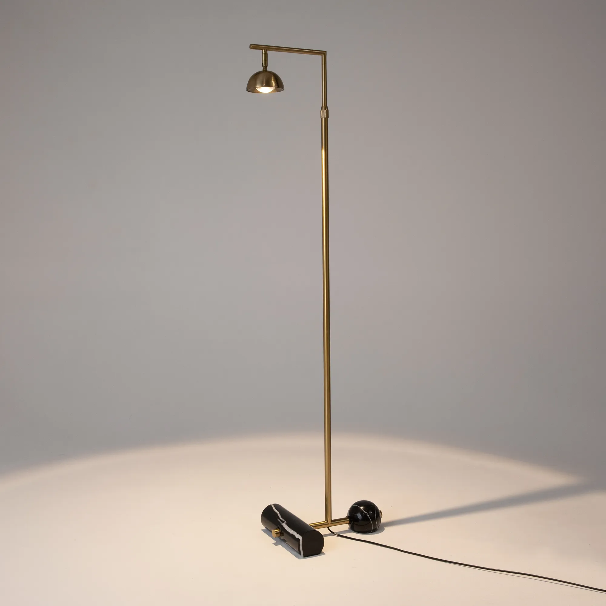 картинка Напольный светильник (торшер) Maytoni MOD372FL-L10BS3K