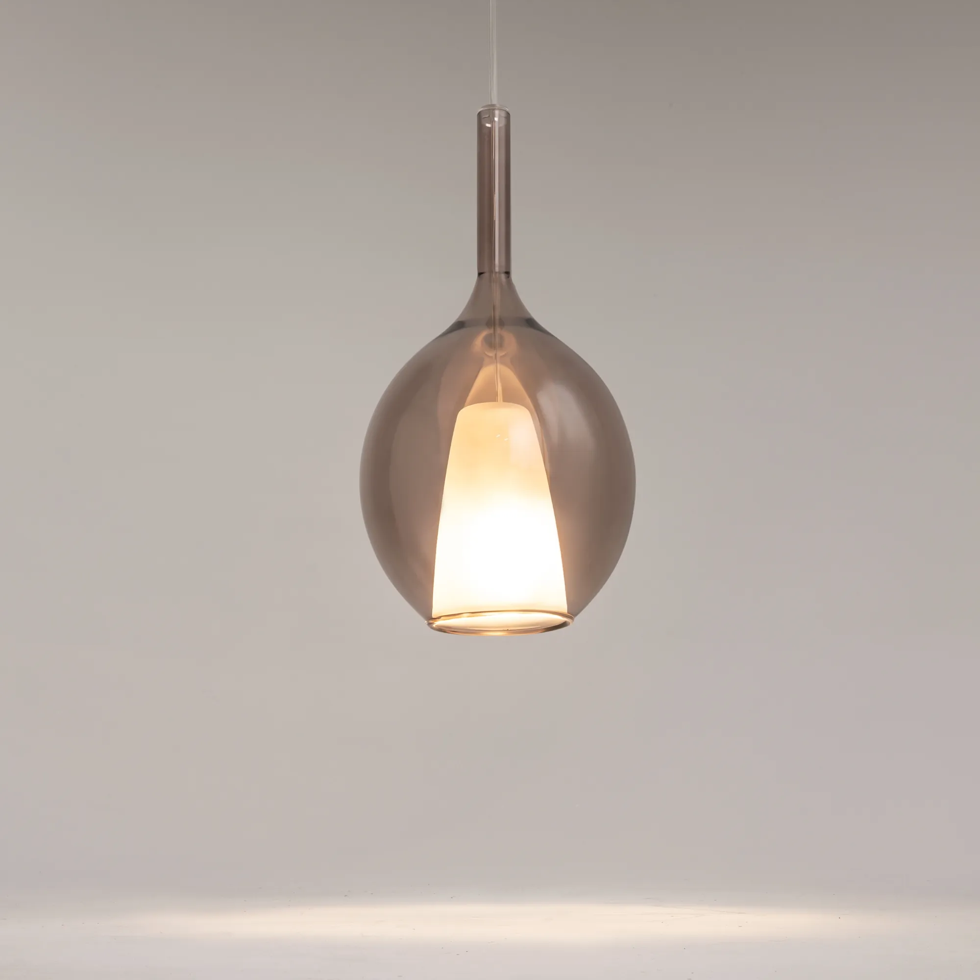 картинка Подвесной светильник Maytoni MOD271PL-01B3