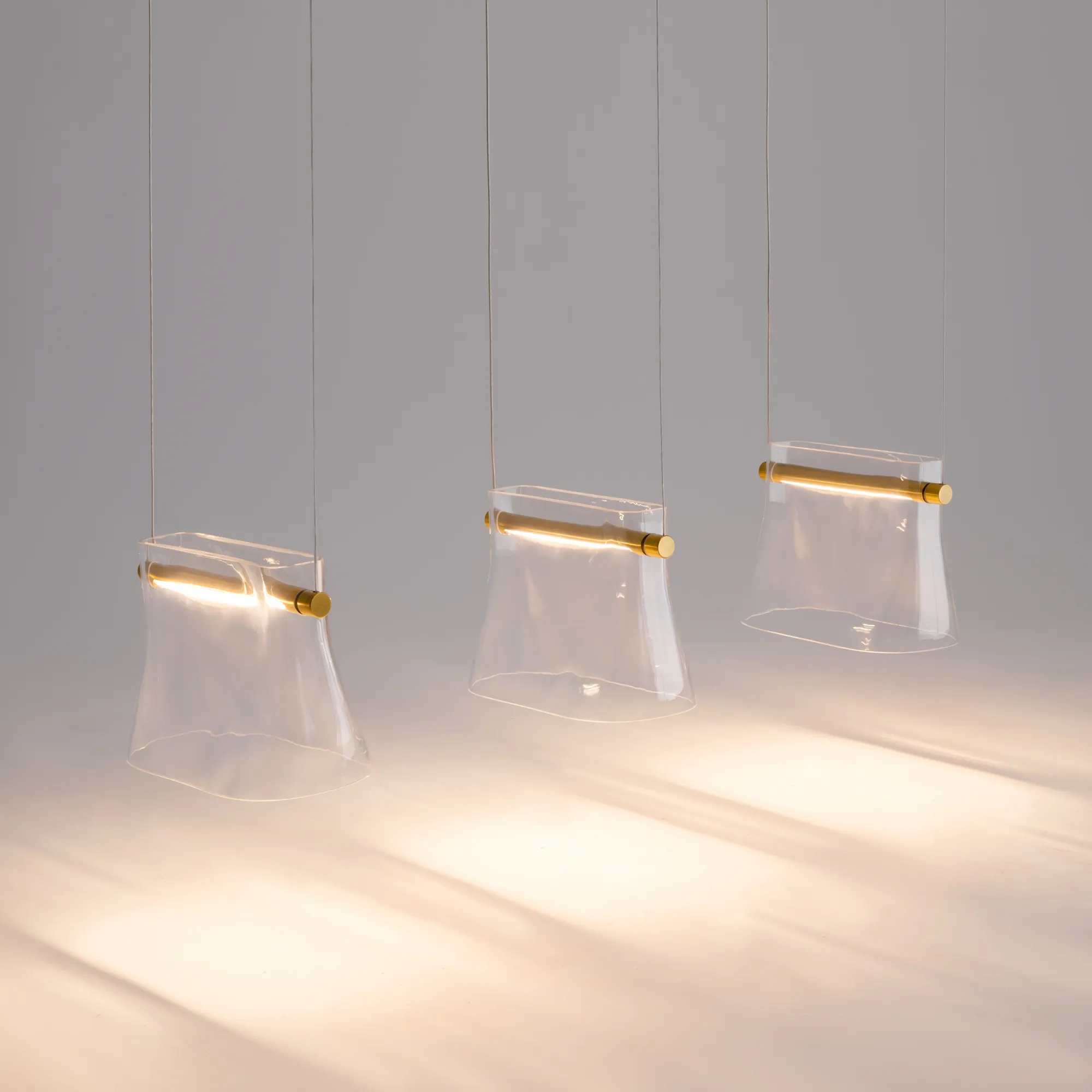 картинка Подвесной светильник Maytoni MOD170PL-L24BS3K