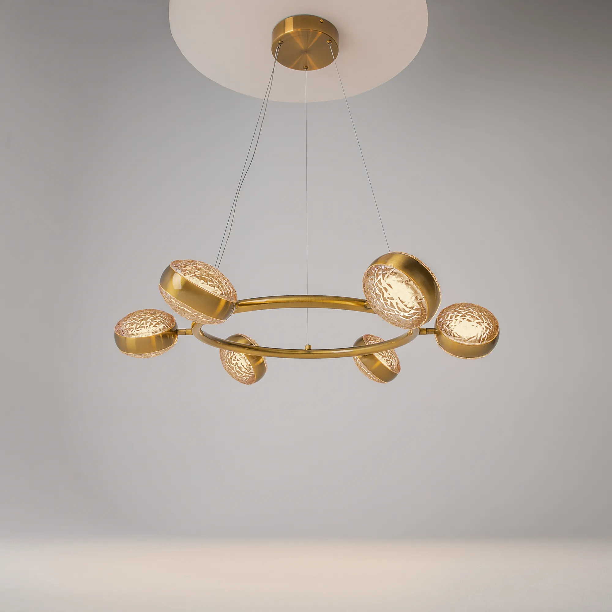 картинка Подвесной светильник Maytoni MOD299PL-L60BS3K