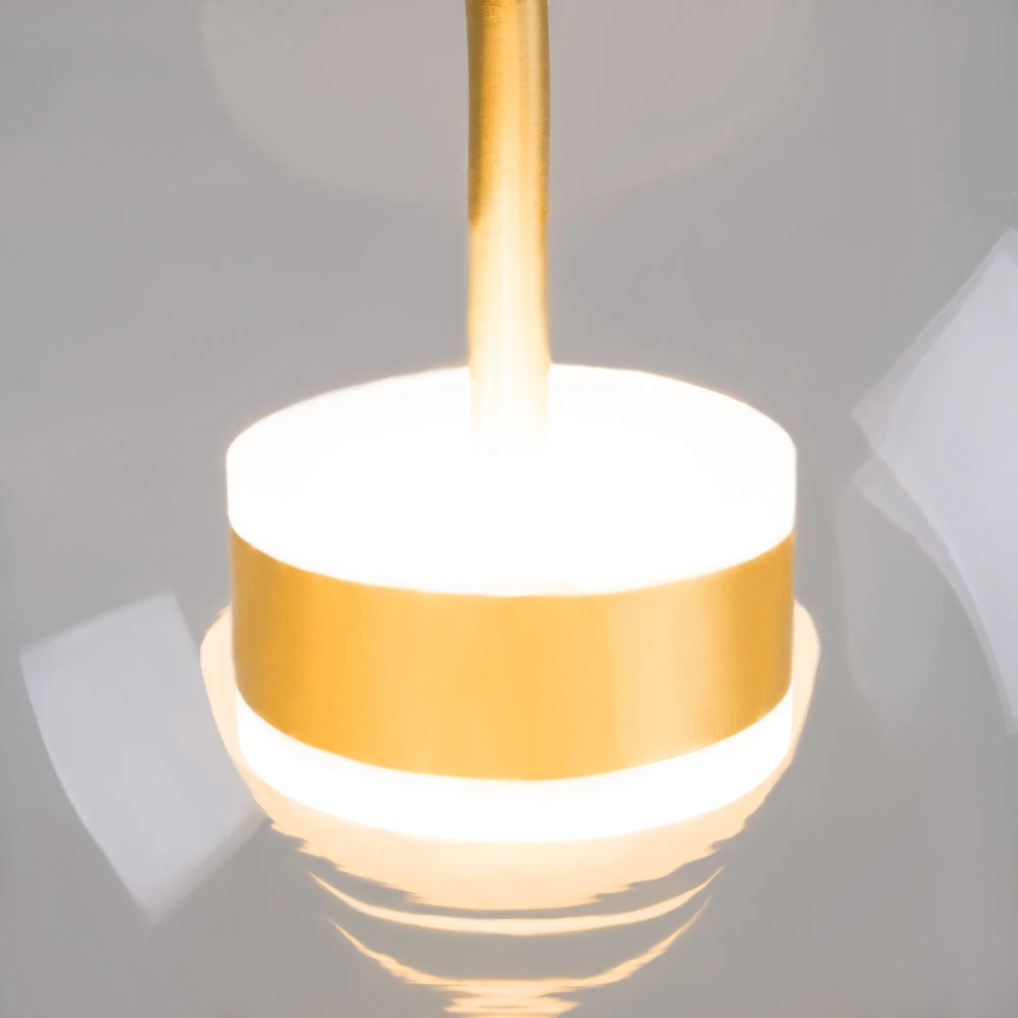 картинка Подвесной светильник Maytoni MOD055PL-L12G3K