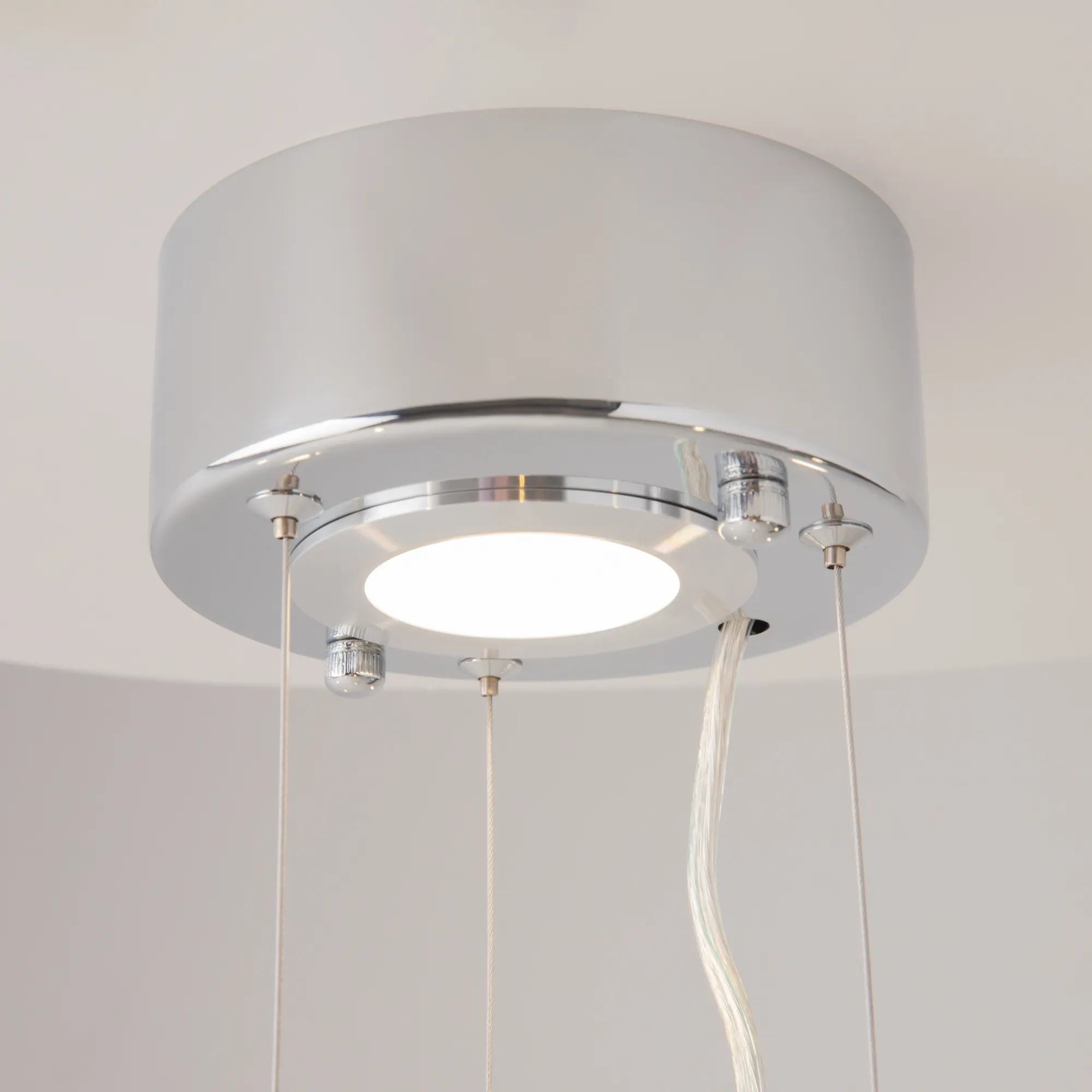 картинка Люстра Maytoni MOD051PL-07TR