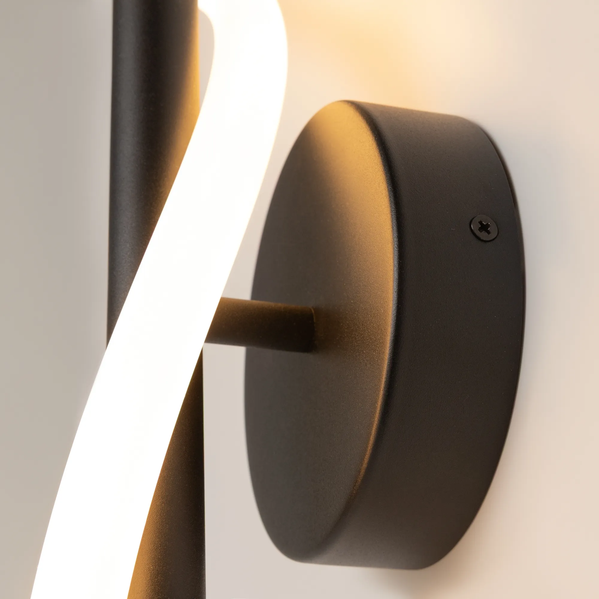 картинка Настенный светильник (бра) Maytoni MOD146WL-L12B3K