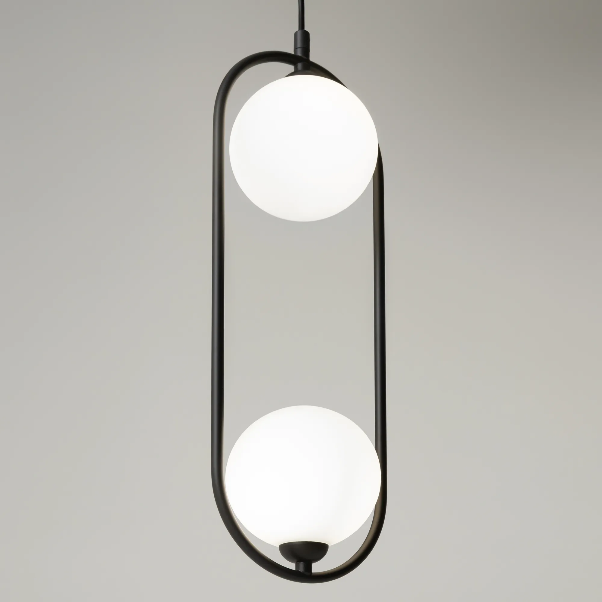 картинка Подвесной светильник Maytoni MOD013PL-02B