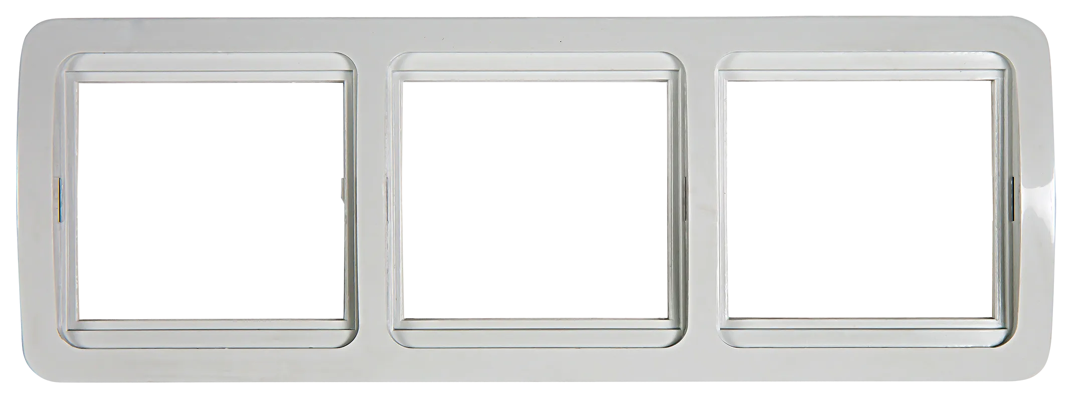 картинка Рамка тройная горизонтальная CLASSICO белая 2303H IN HOME