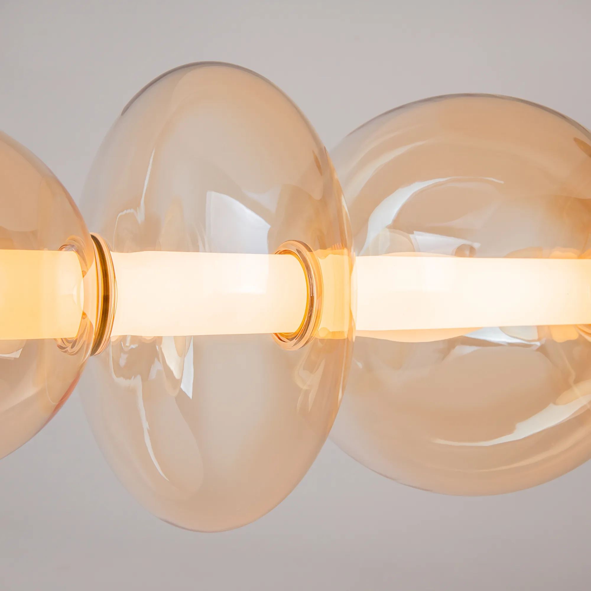 картинка Подвесной светильник Maytoni MOD307PL-L40BS3K