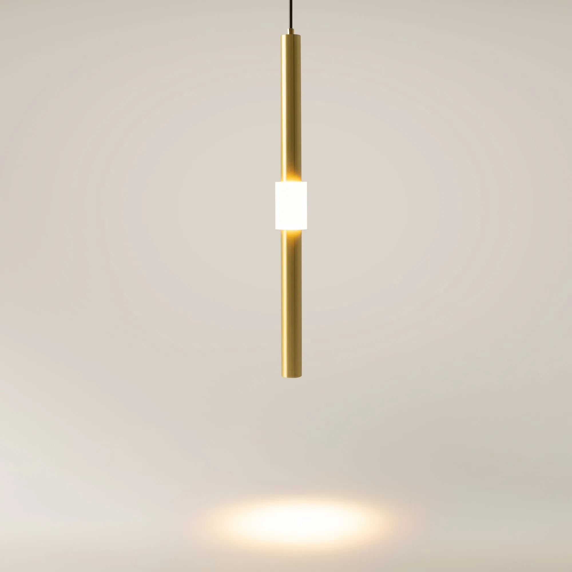 картинка Подвесной светильник Maytoni P105PL-12W3K-BS