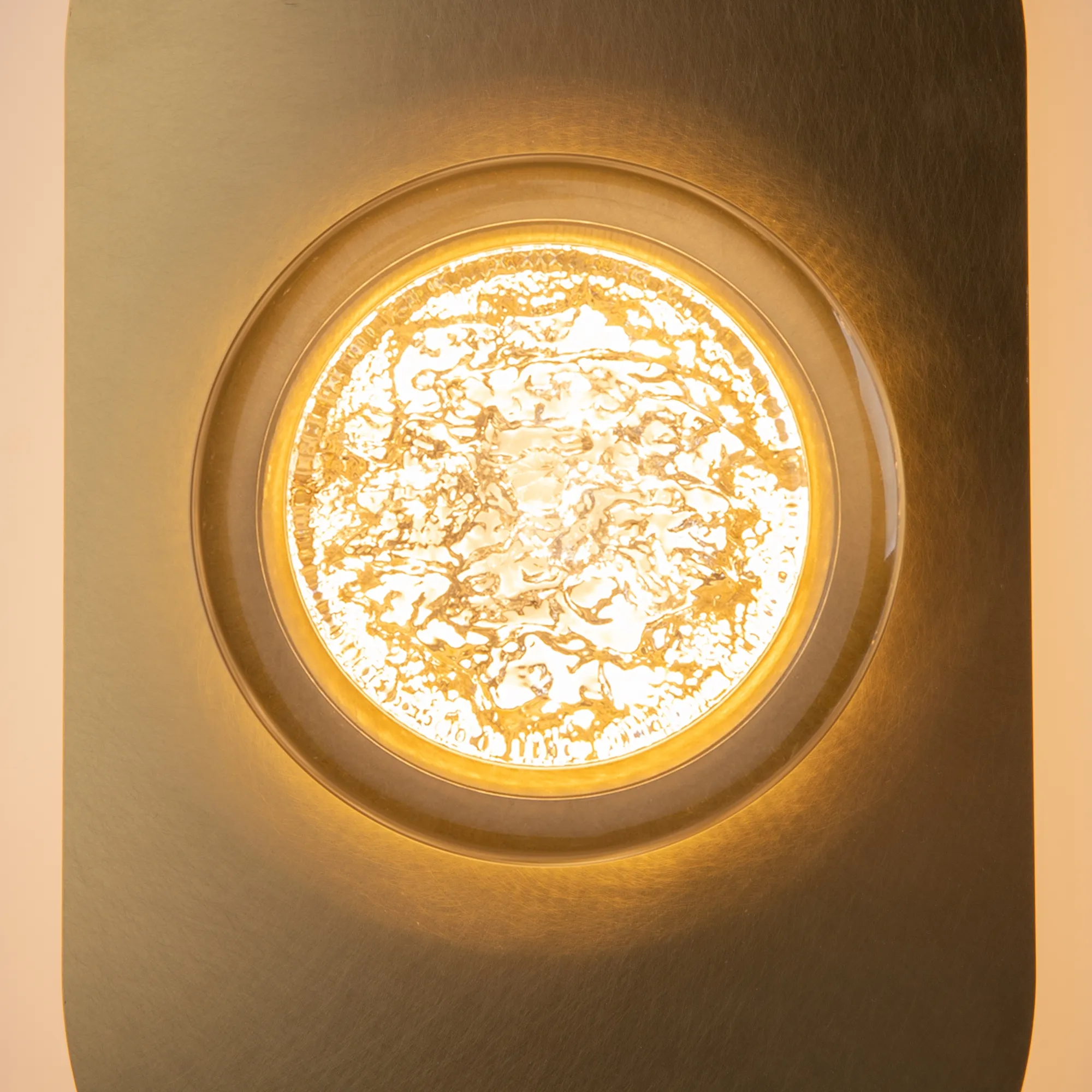 картинка Настенный светильник (бра) Maytoni MOD361WL-L20BS3K