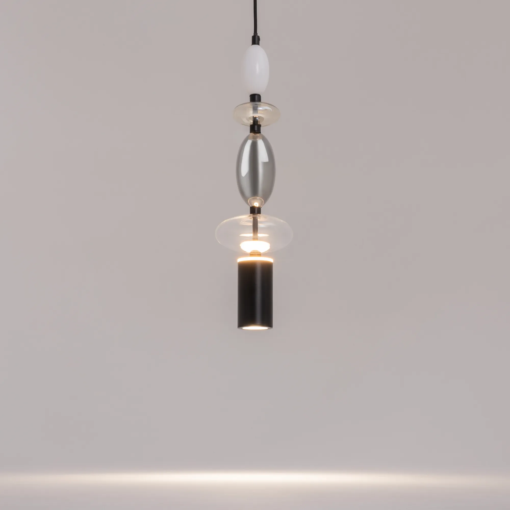 картинка Подвесной светильник Maytoni MOD071PL-L8B3K2