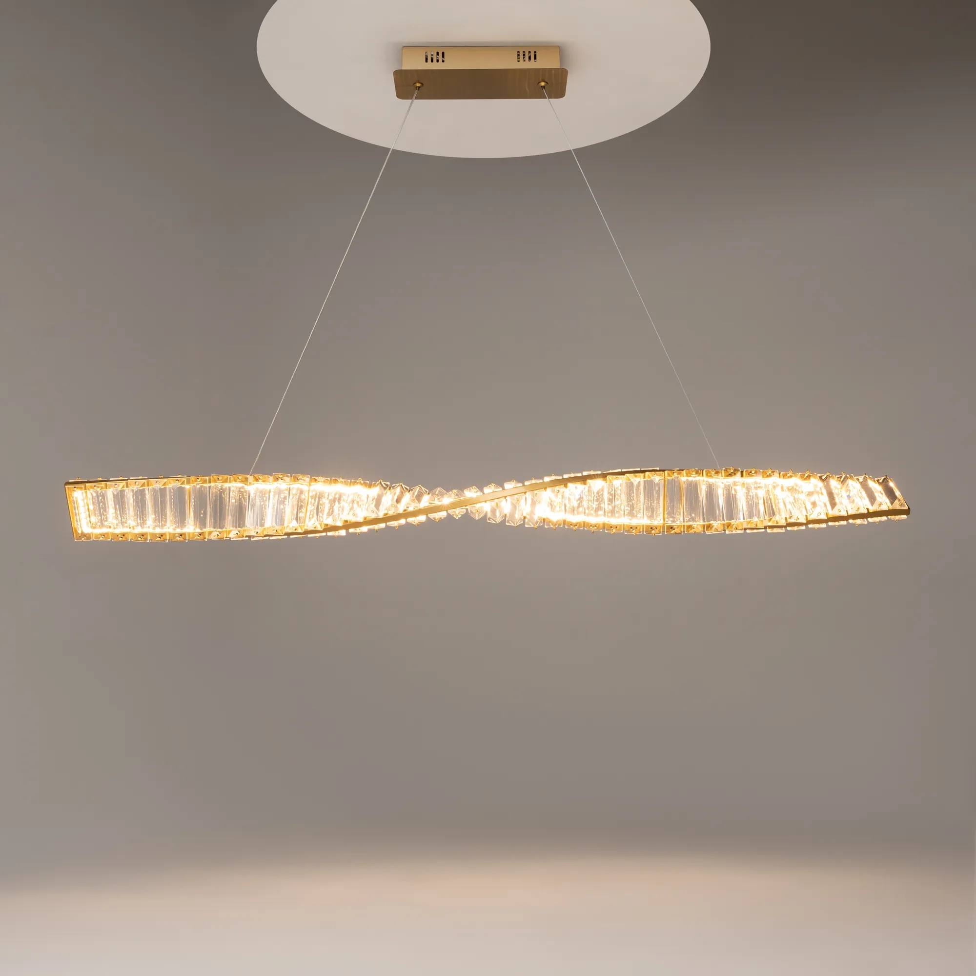 картинка Подвесной светильник Maytoni P097PL-L28BS3K