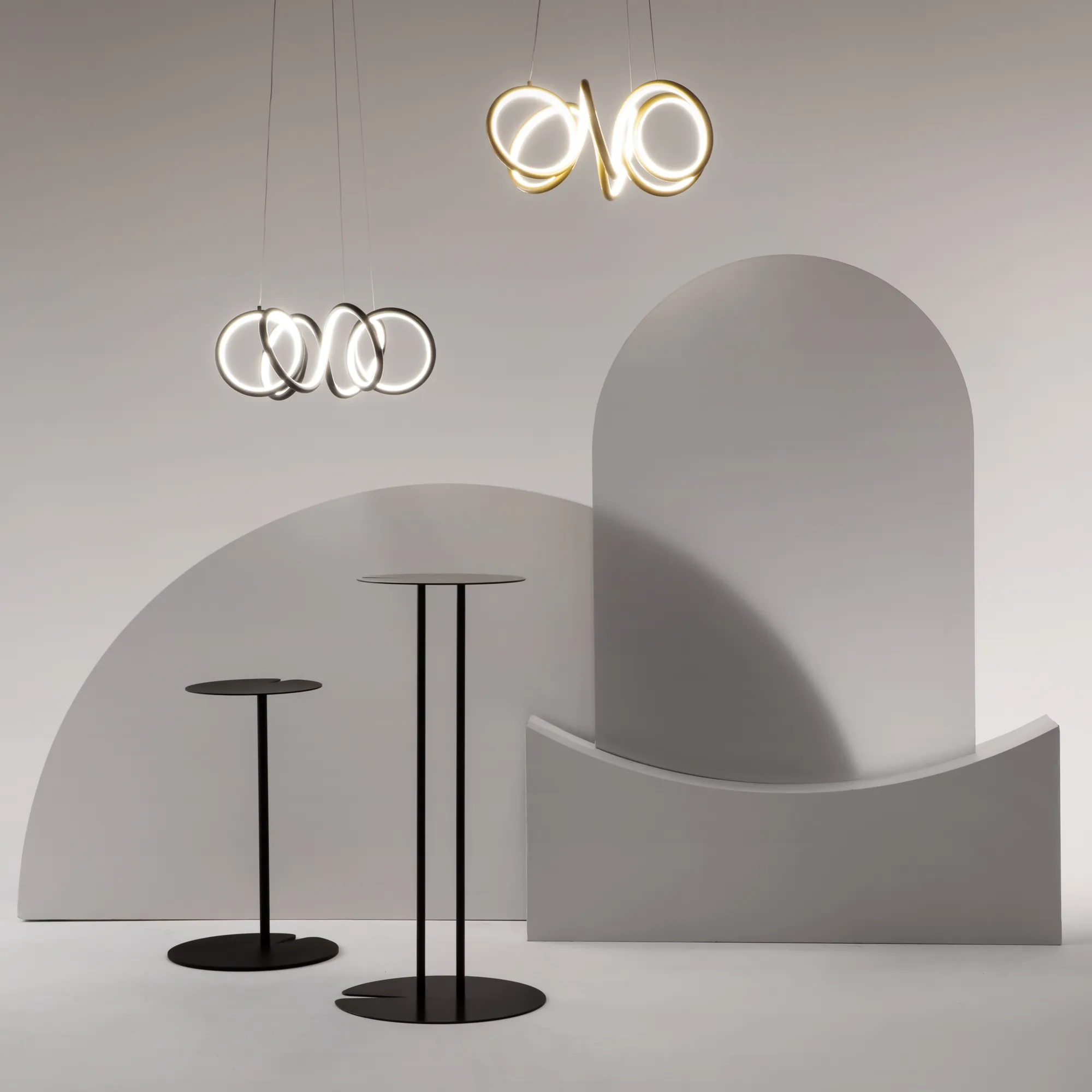 картинка Подвесной светильник Maytoni MOD241PL-L60BK