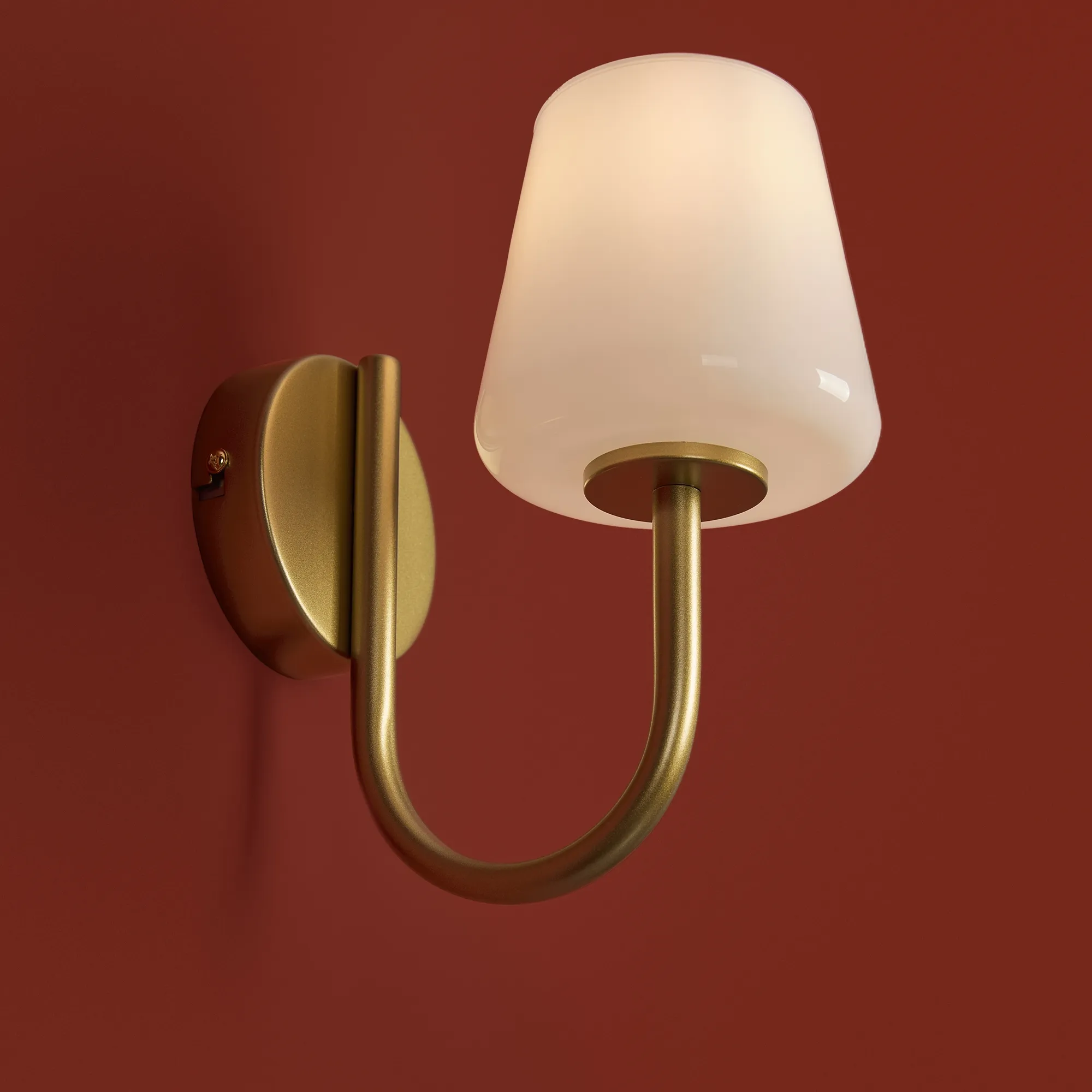 картинка Настенный светильник (бра) Freya FR2039WL-01G