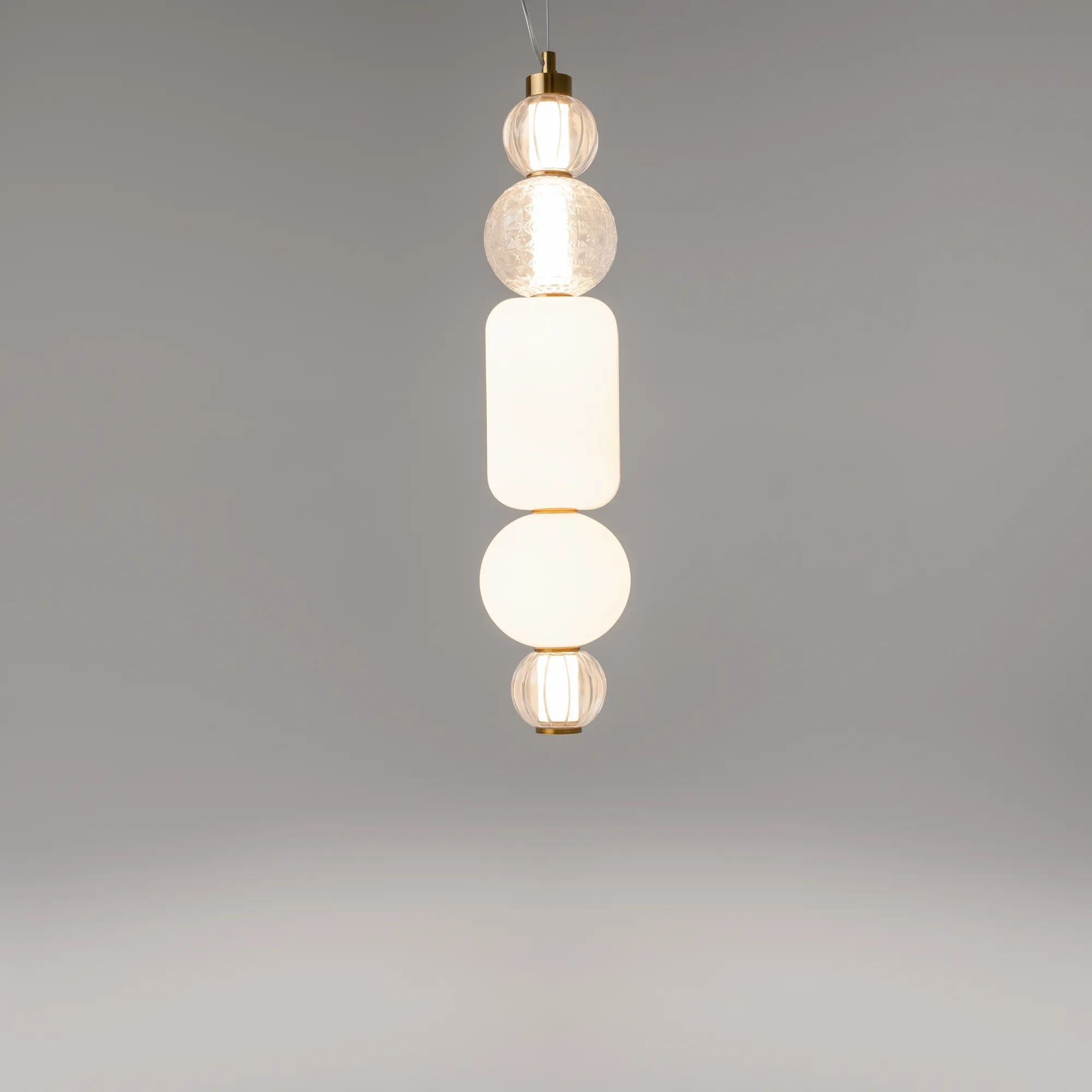 картинка Подвесной светильник Maytoni P069PL-L35G3K