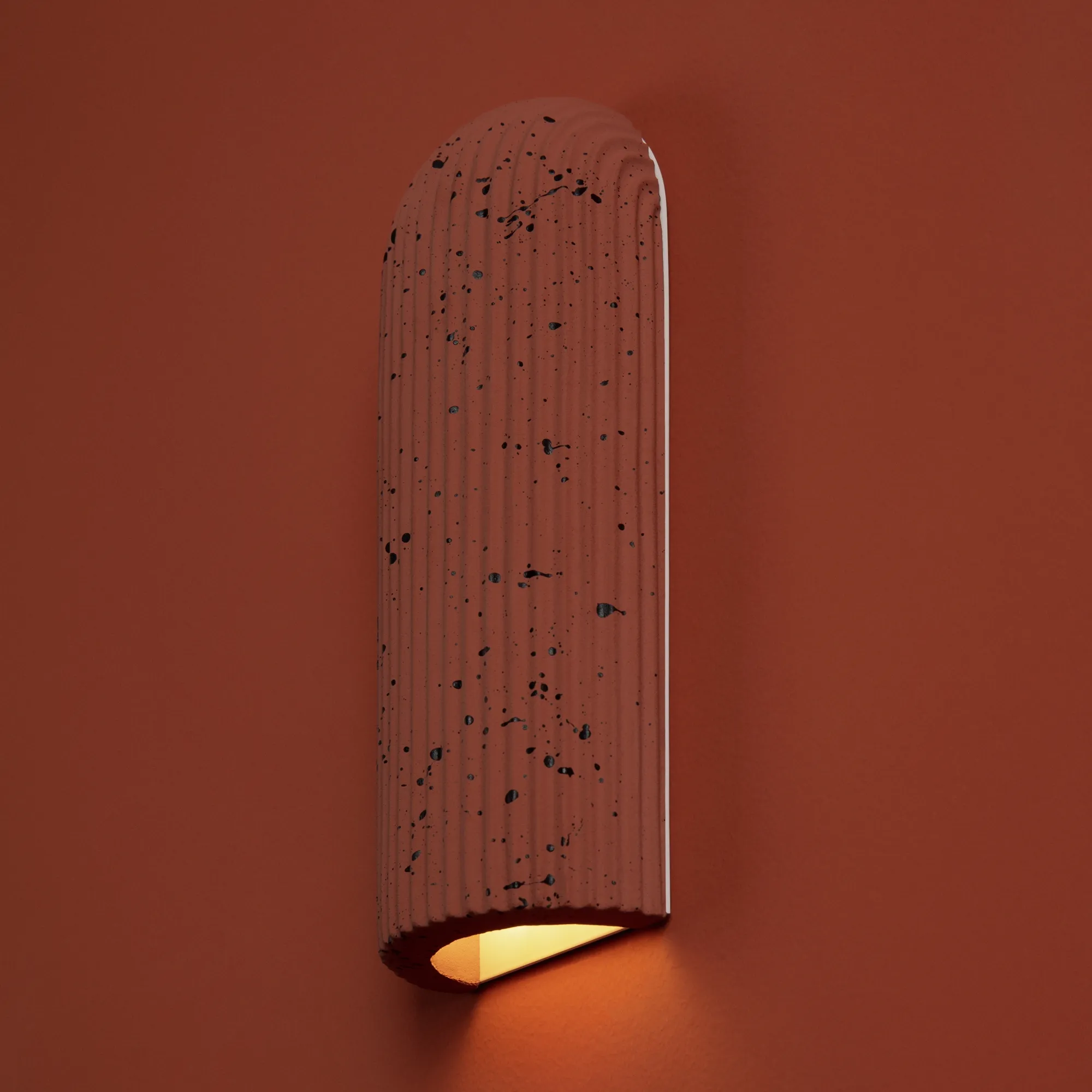 картинка Настенный светильник (бра) Freya FR5582WL-01R1