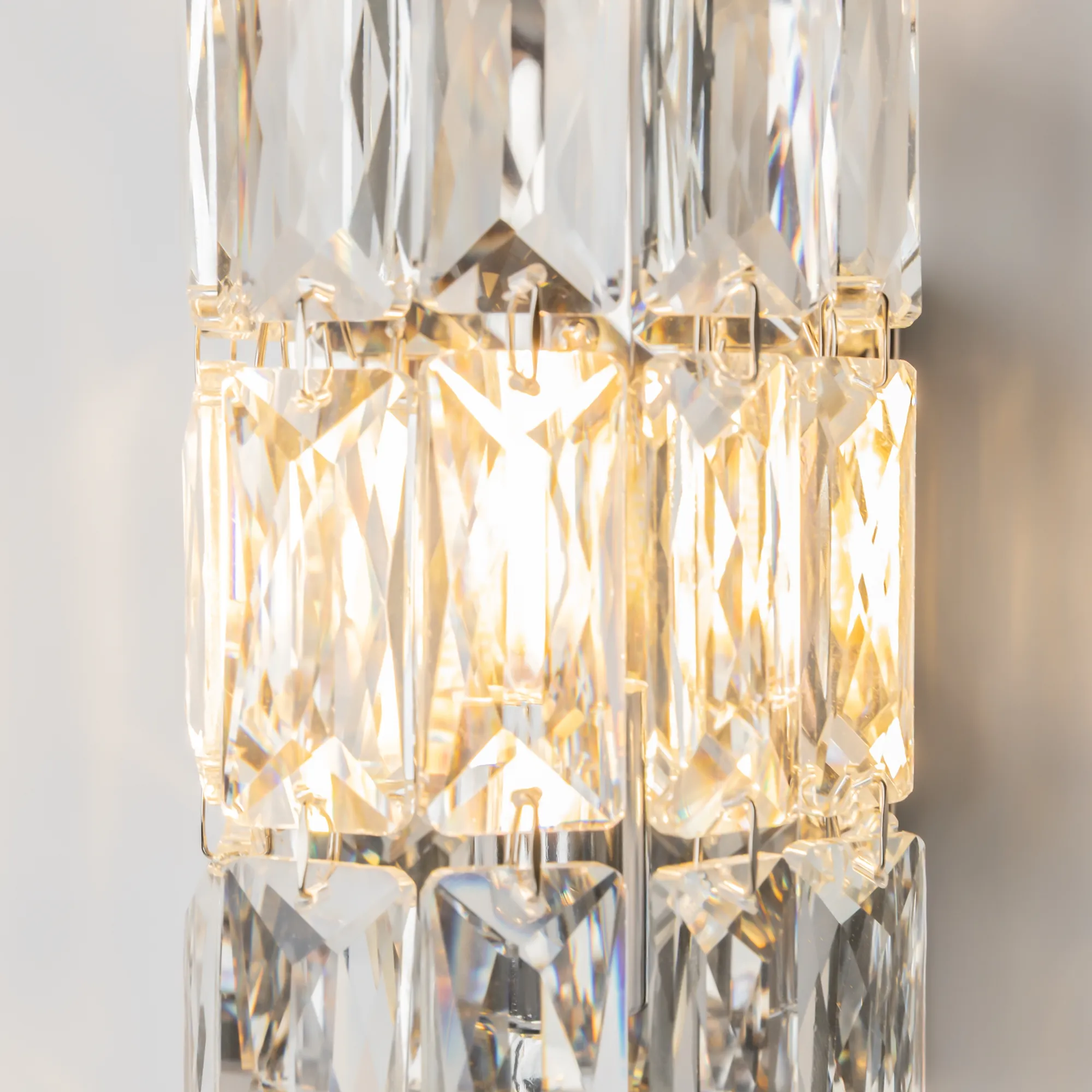 картинка Настенный светильник (бра) Maytoni DIA008WL-1CH