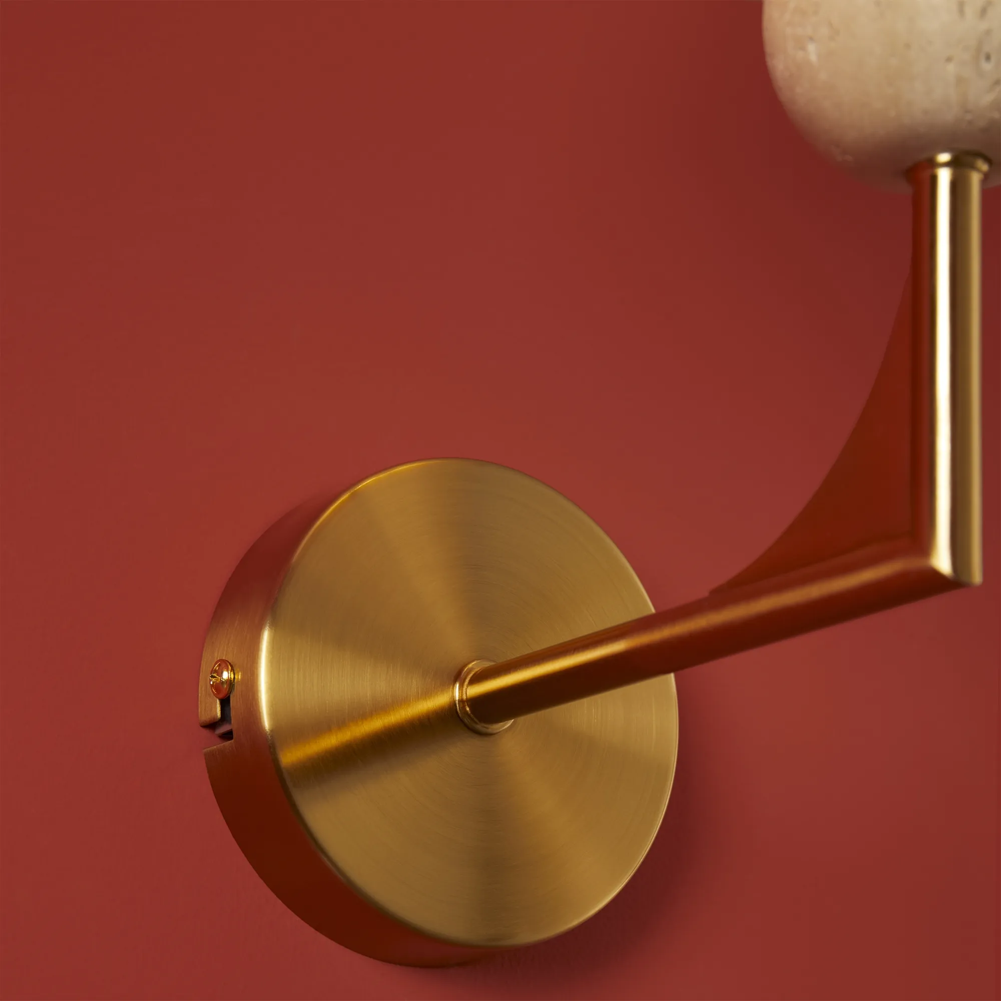 картинка Настенный светильник (бра) Freya FR2043WL-01BS