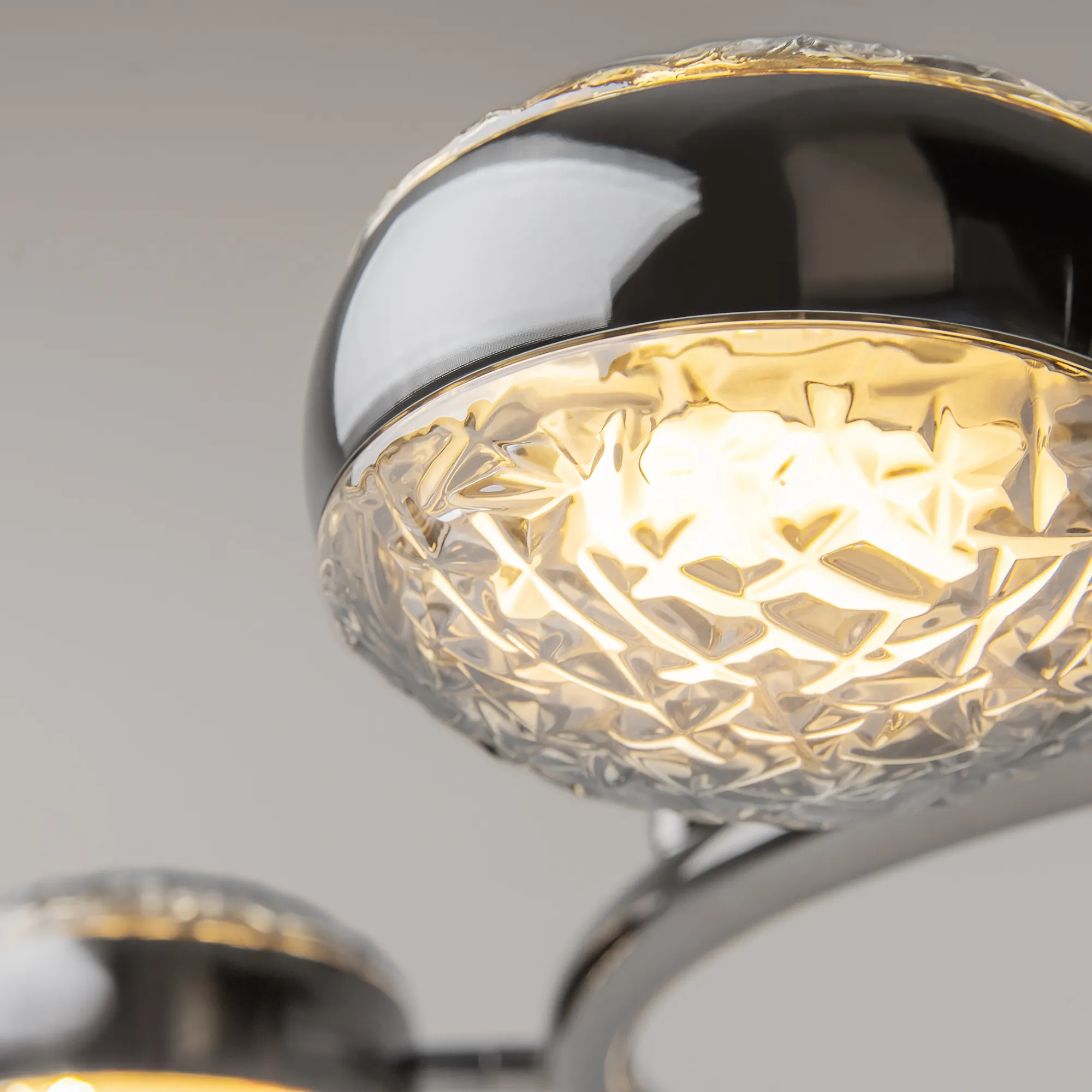 картинка Подвесной светильник Maytoni MOD299PL-L60BC3K