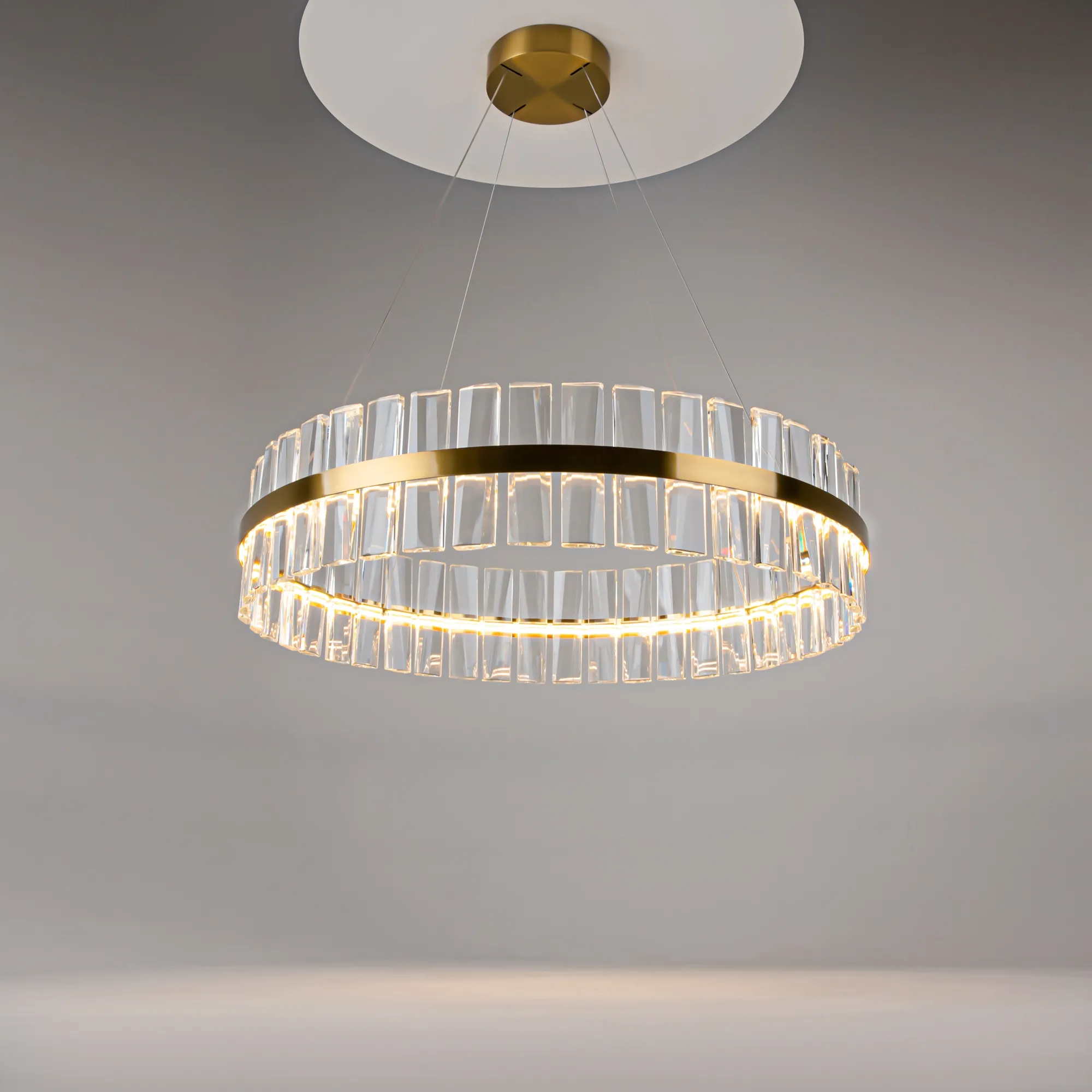 картинка Подвесной светильник Maytoni MOD173PL-L60BS3K