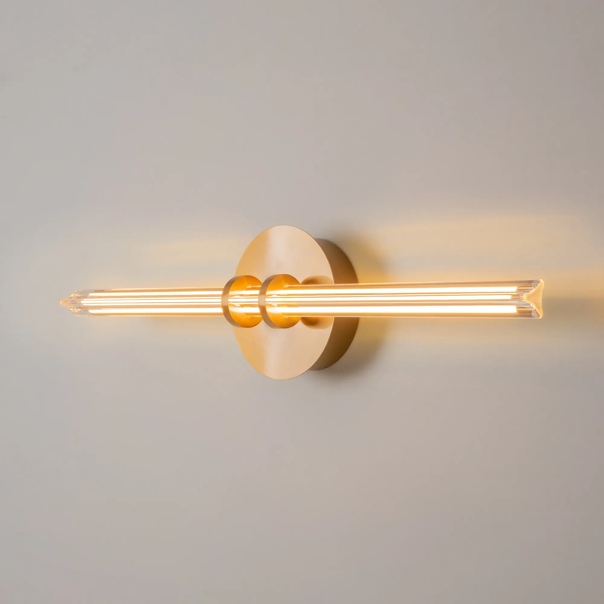 картинка Настенный светильник (бра) Maytoni MOD340WL-L10BS3K