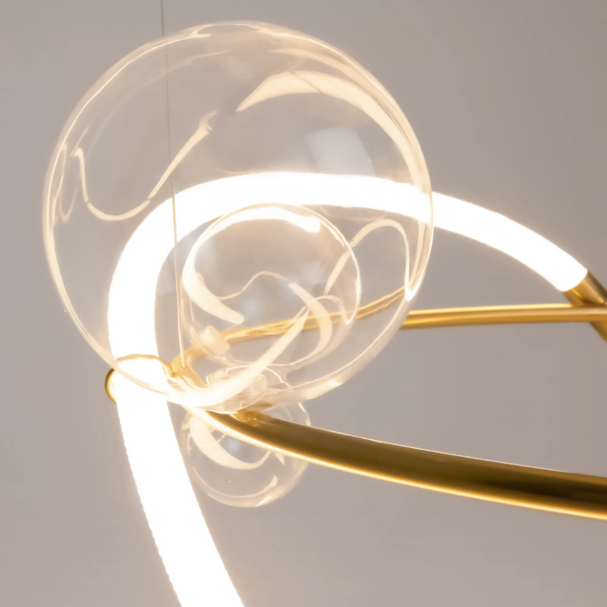 картинка Подвесной светильник Maytoni MOD289PL-L53BS3K