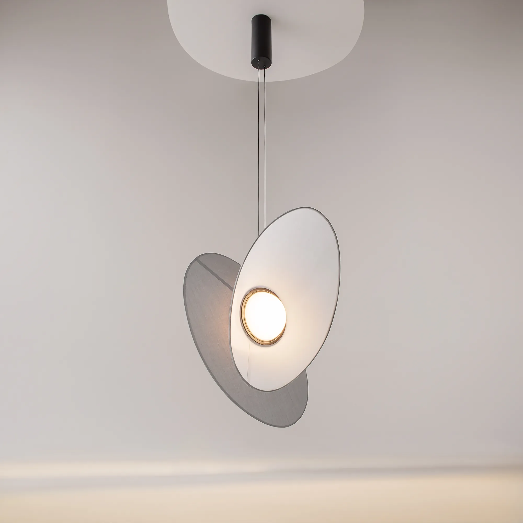 картинка Подвесной светильник Maytoni MOD396PL-L10GR3K