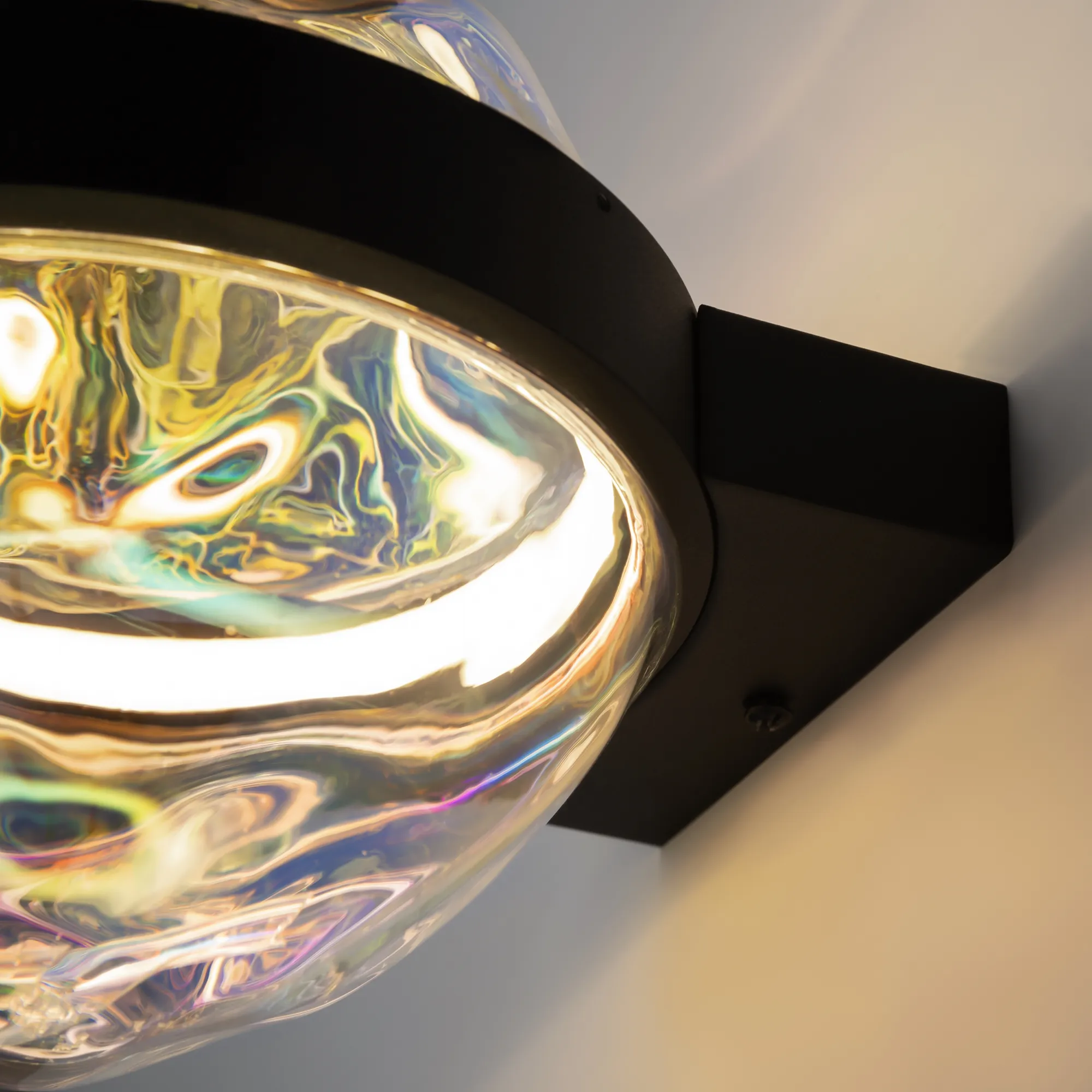 картинка Настенный светильник (бра) Maytoni MOD379WL-L6B3K