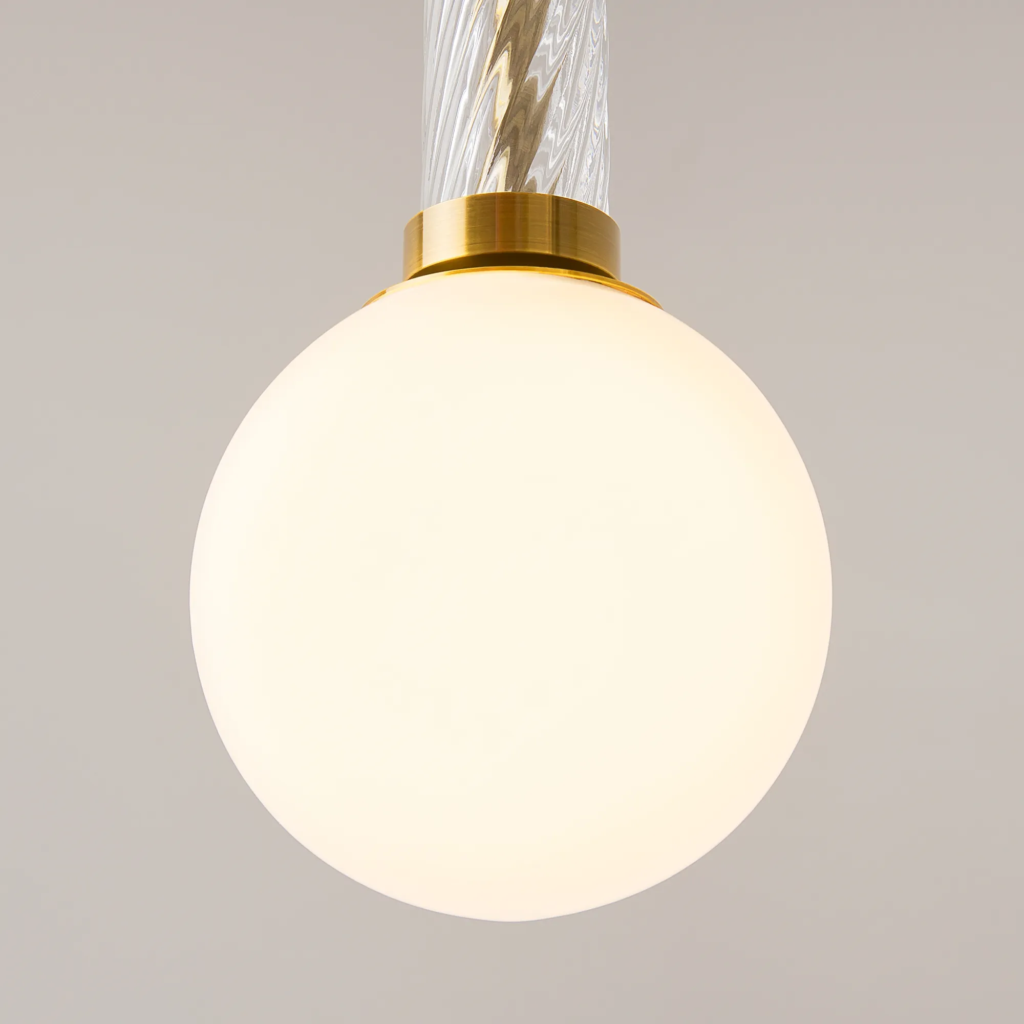 картинка Подвесной светильник Maytoni MOD287PL-01BS