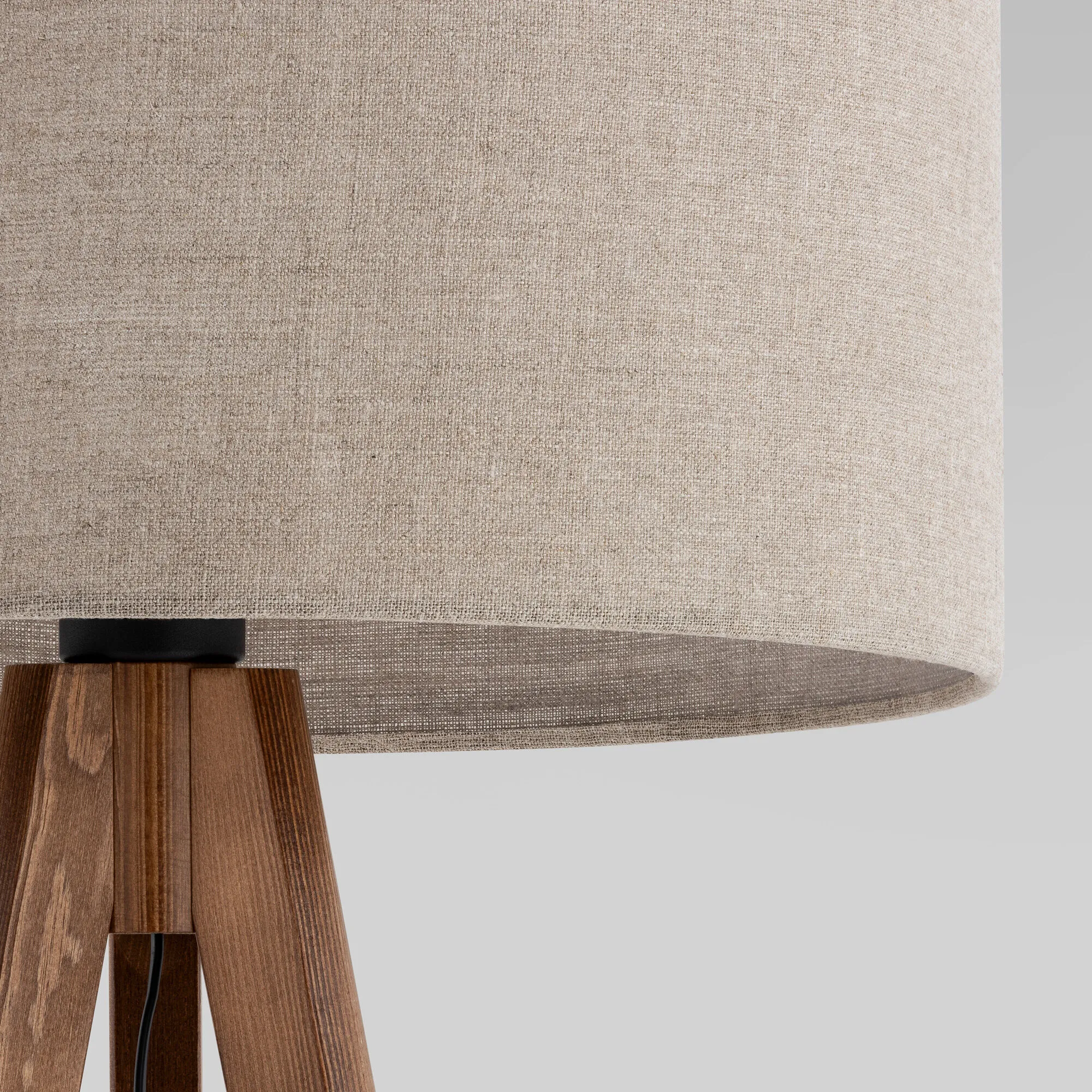 картинка Напольный светильник с тканевым абажуром 16018 Grand