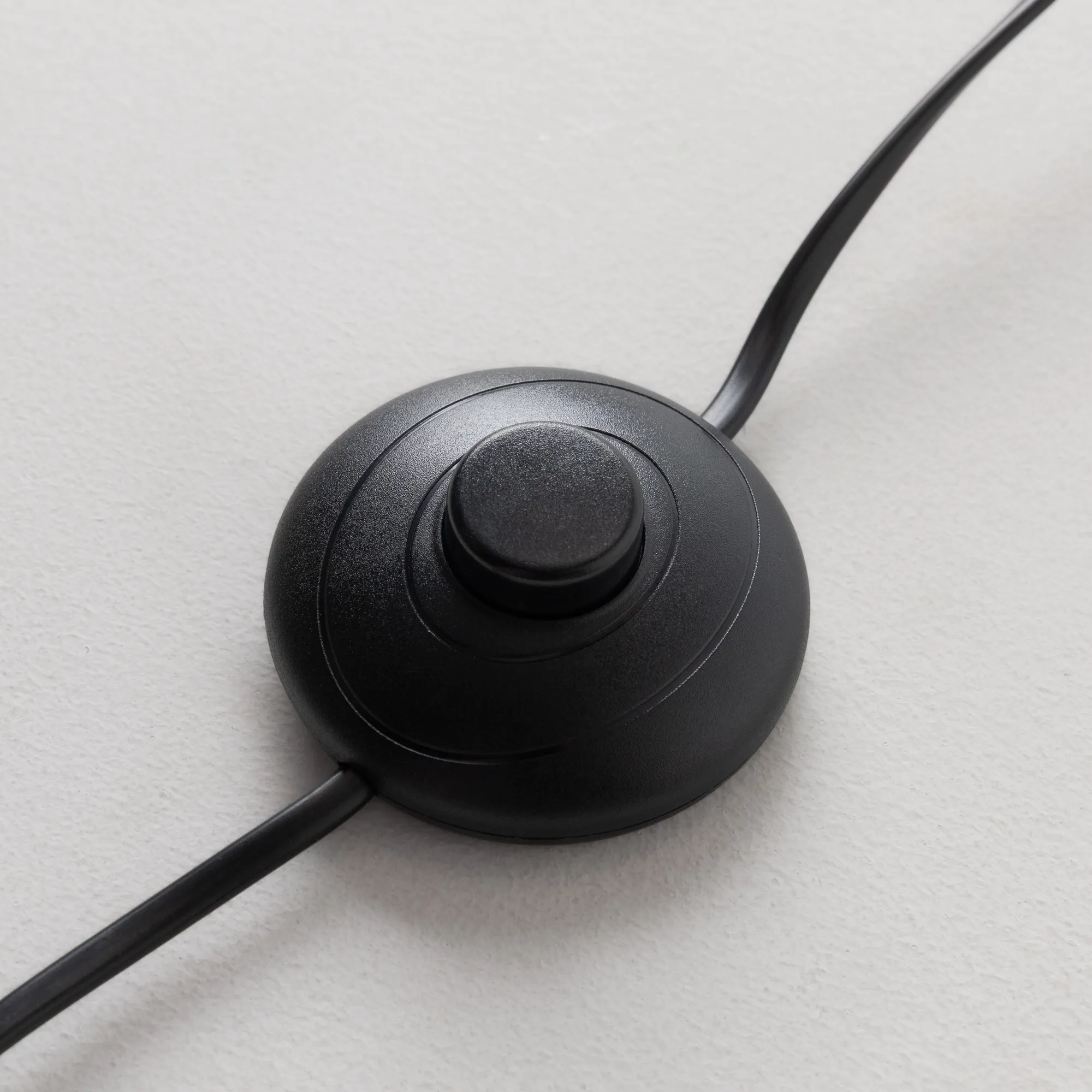 картинка Напольный светильник (торшер) Maytoni MOD048FL-03G