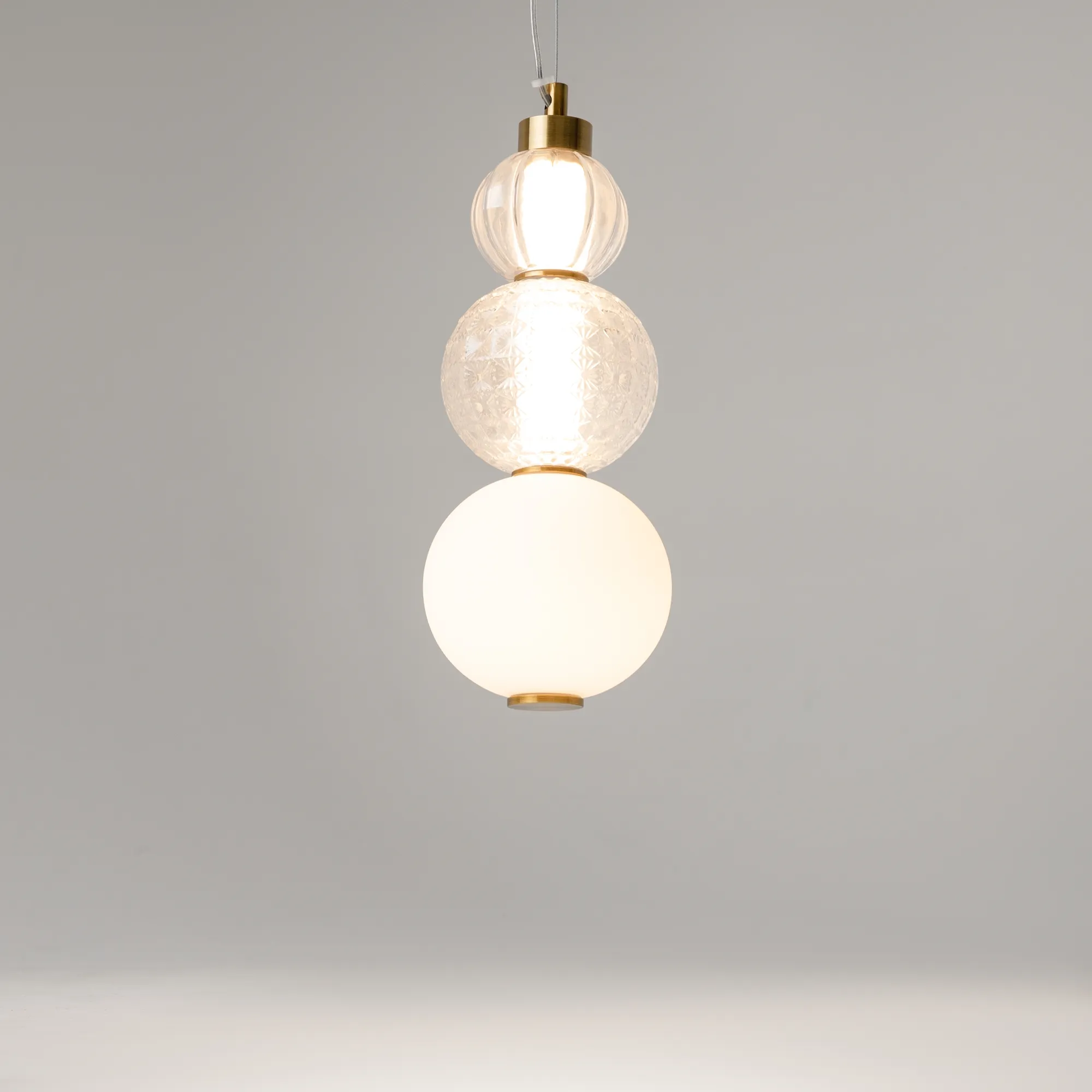 картинка Подвесной светильник Maytoni P069PL-L16G3K