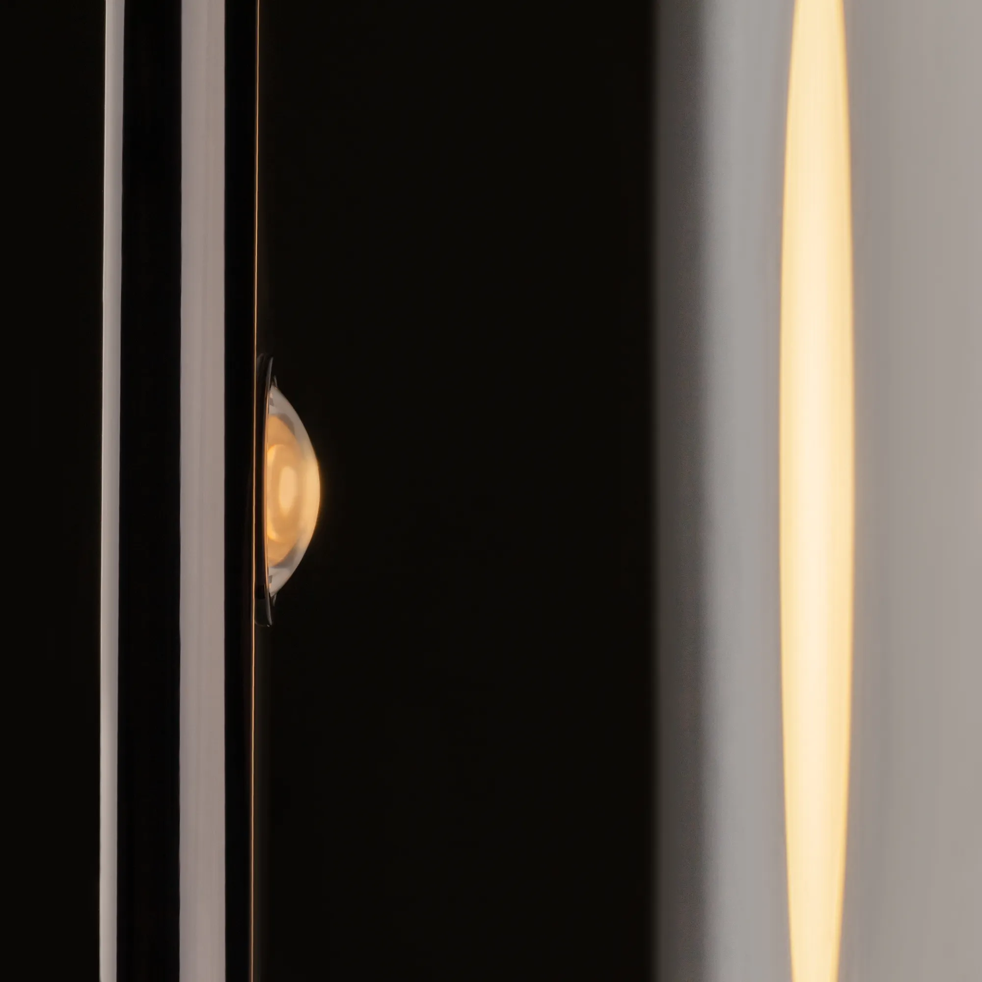 картинка Настенный светильник (бра) Maytoni MOD288WL-L5B3K