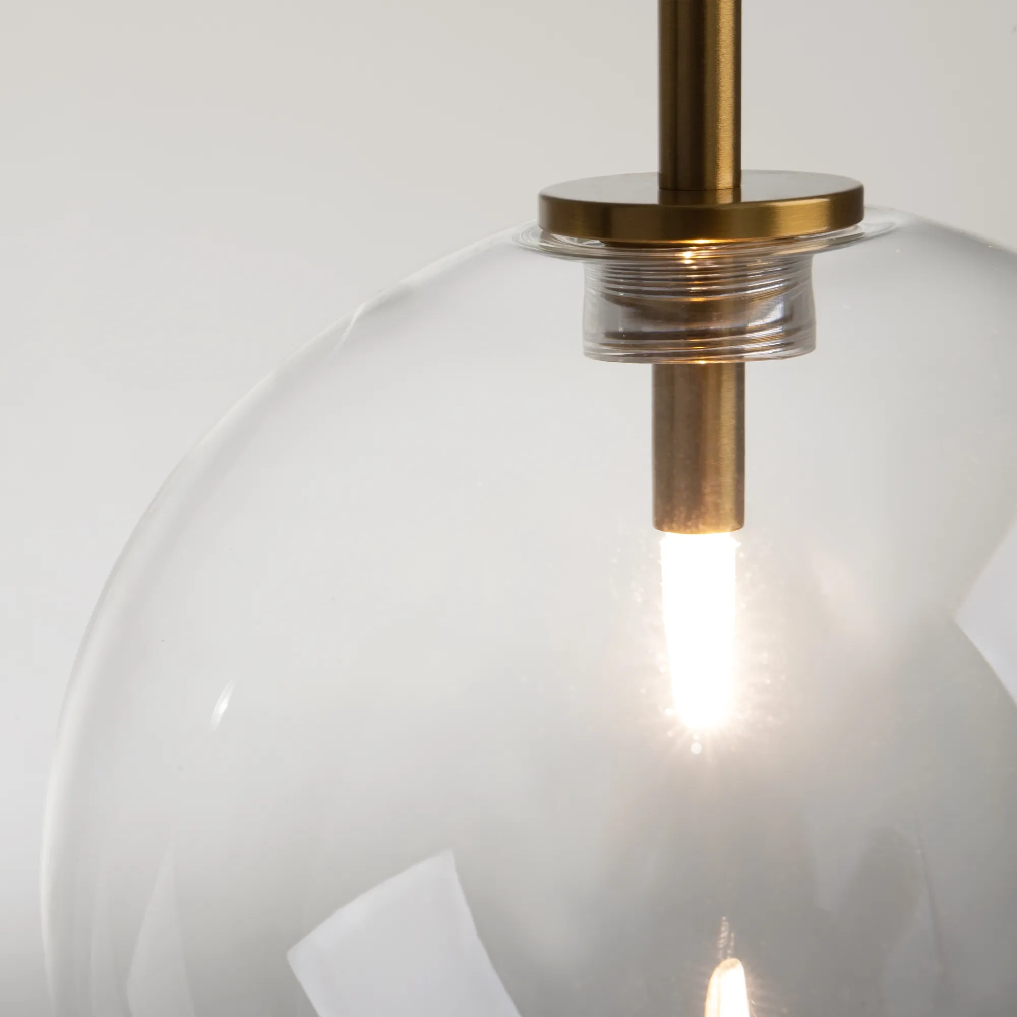 картинка Подвесной светильник Maytoni MOD172PL-01BS