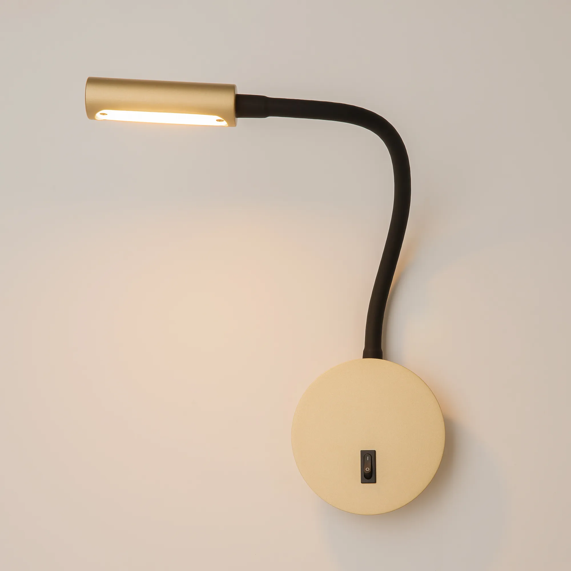 картинка Настенный светильник (бра) Technical C035WL-L3MG3K