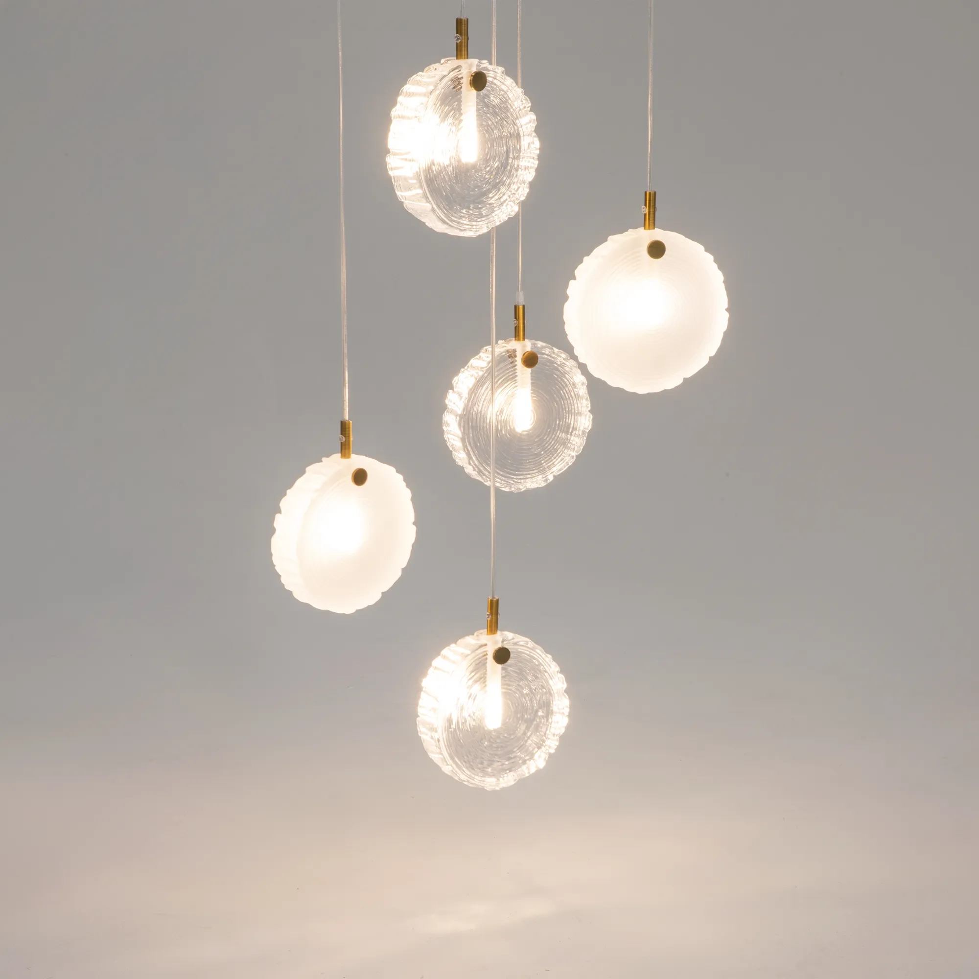 картинка Подвесной светильник Maytoni MOD254PL-05BS