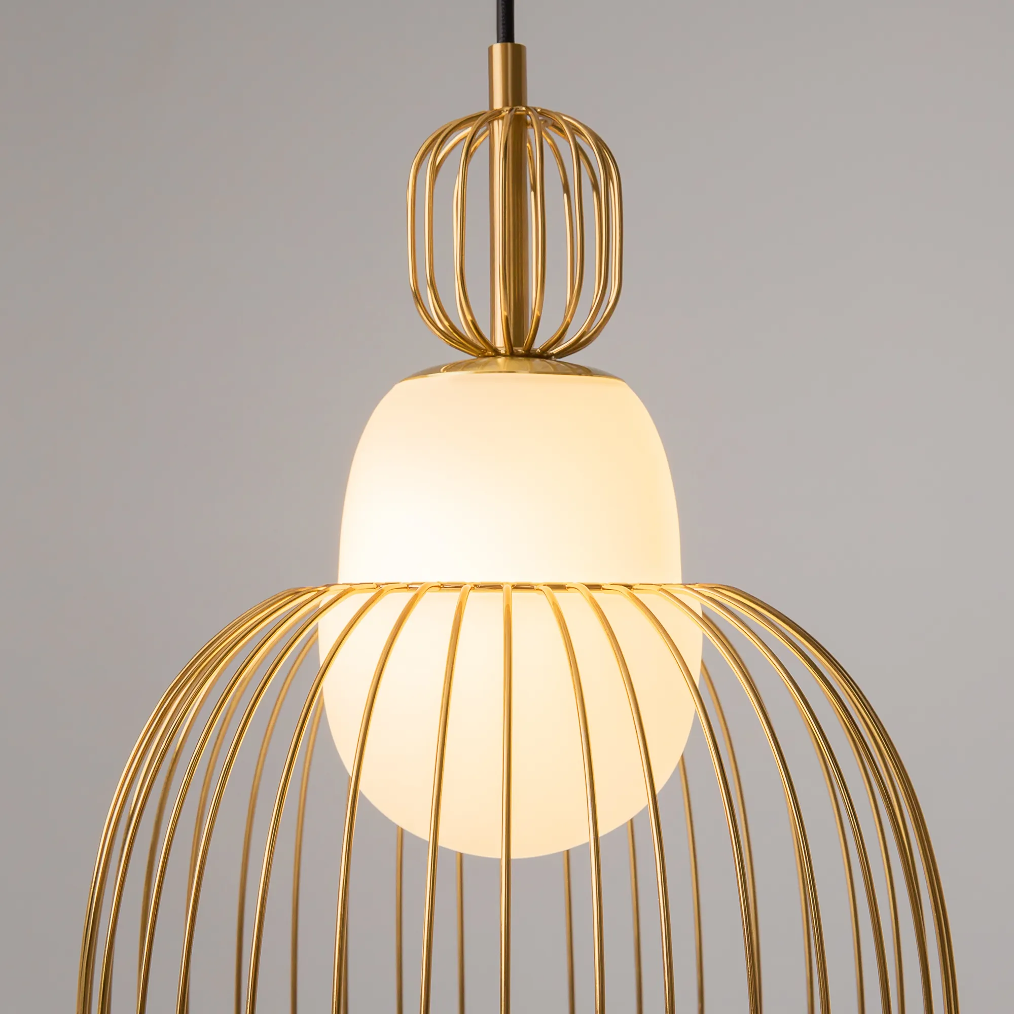 картинка Подвесной светильник Maytoni MOD376PL-01G1