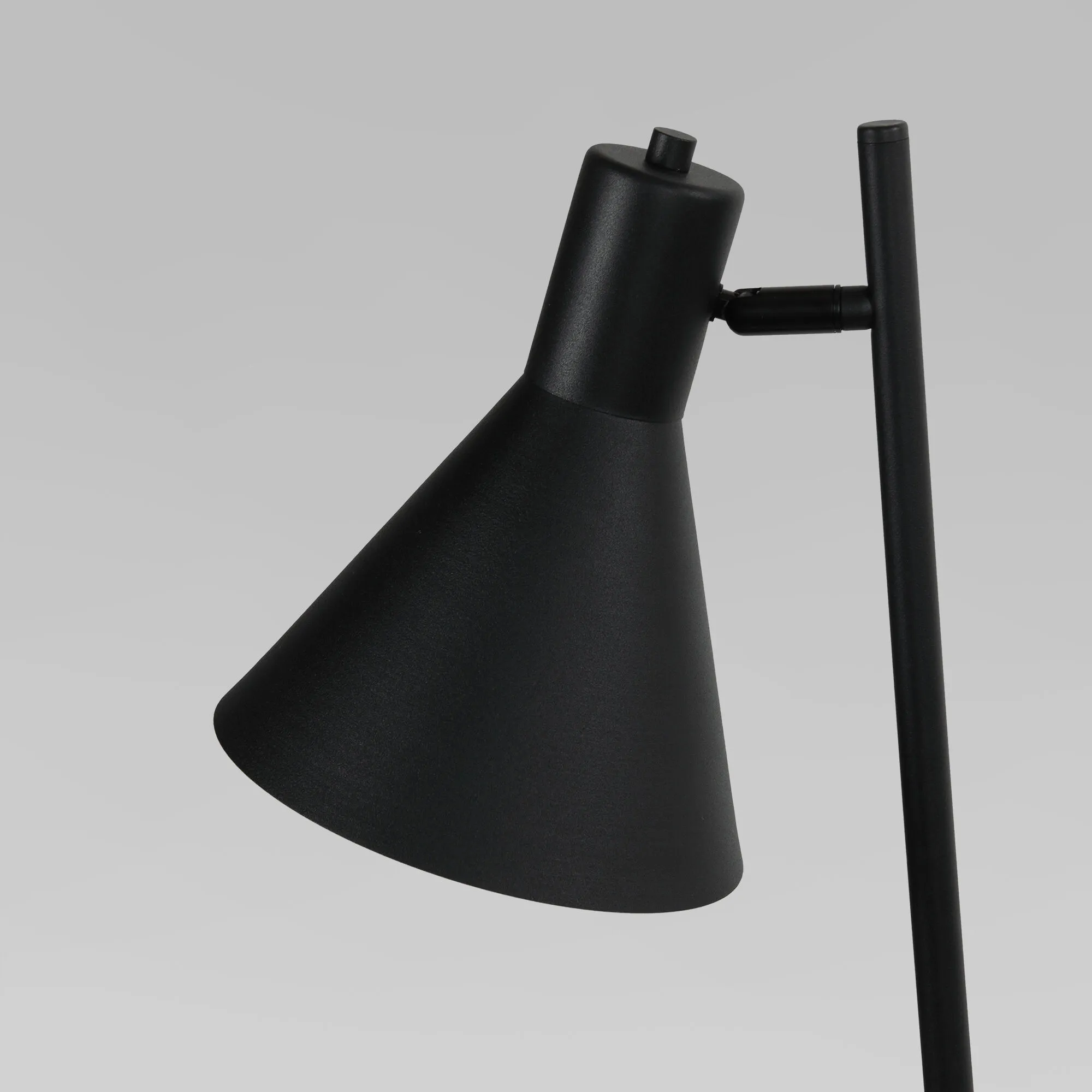 картинка Напольный светильник 5864 Jump