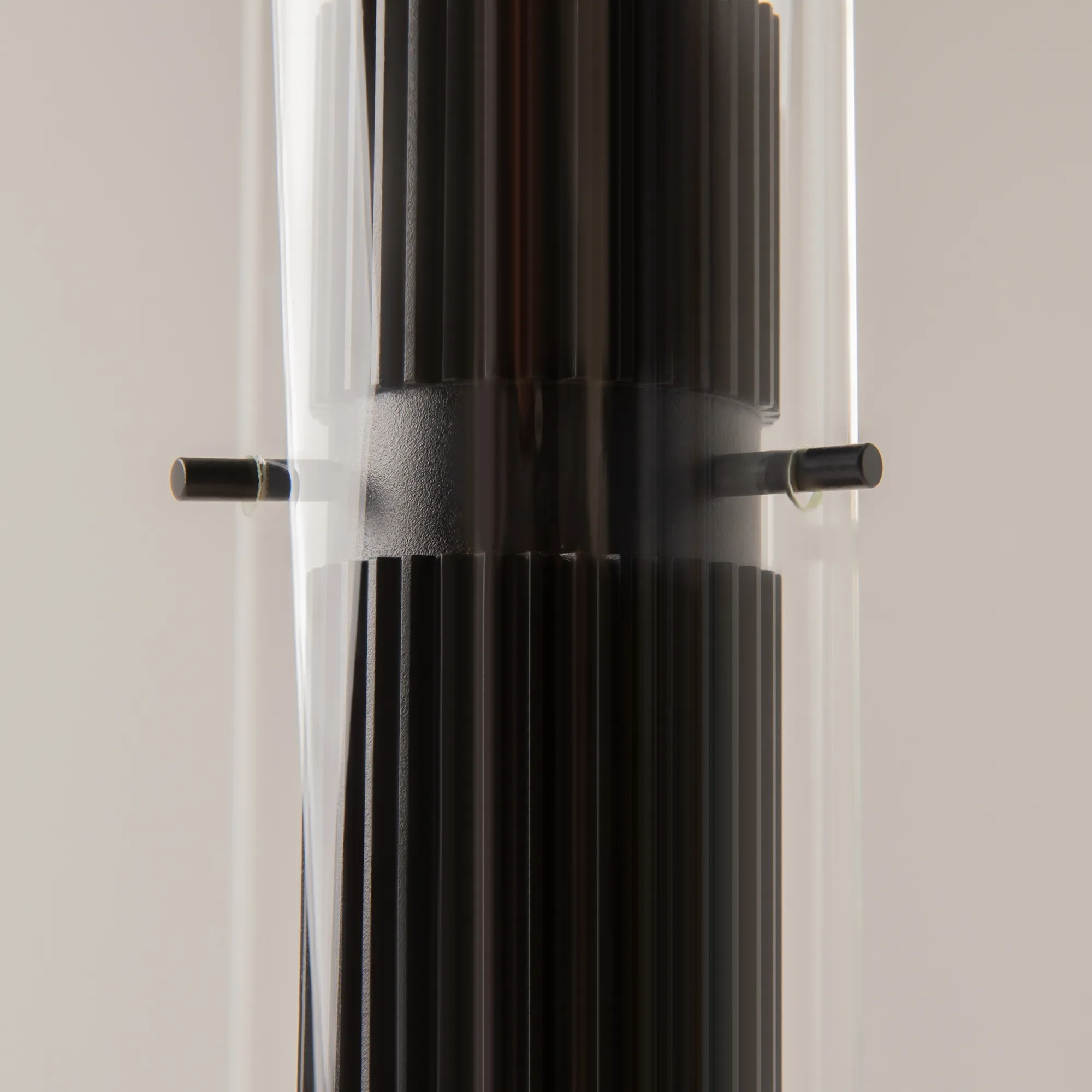 картинка Подвесной светильник Maytoni MOD326PL-01B