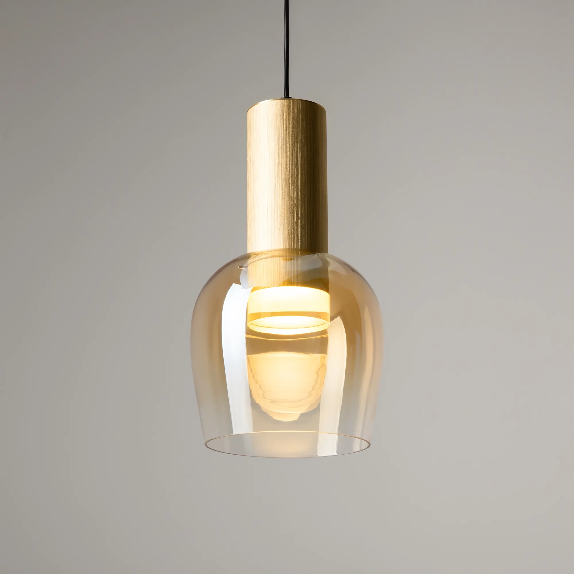 картинка Подвесной светильник Maytoni MOD414PL-L7G3K