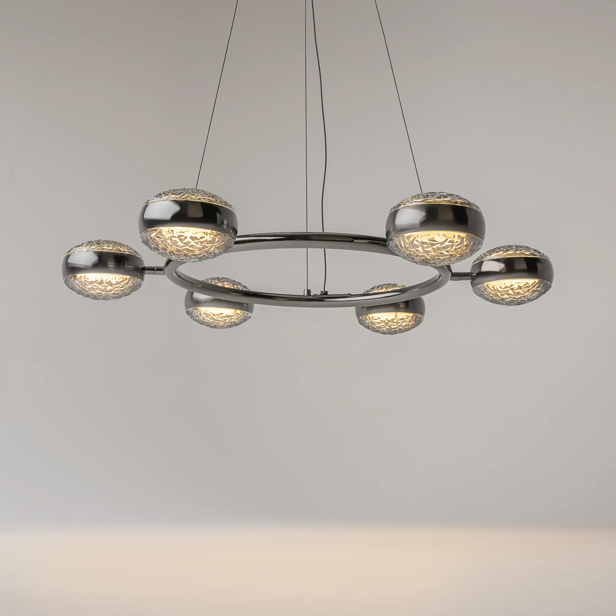 картинка Подвесной светильник Maytoni MOD299PL-L60BC3K