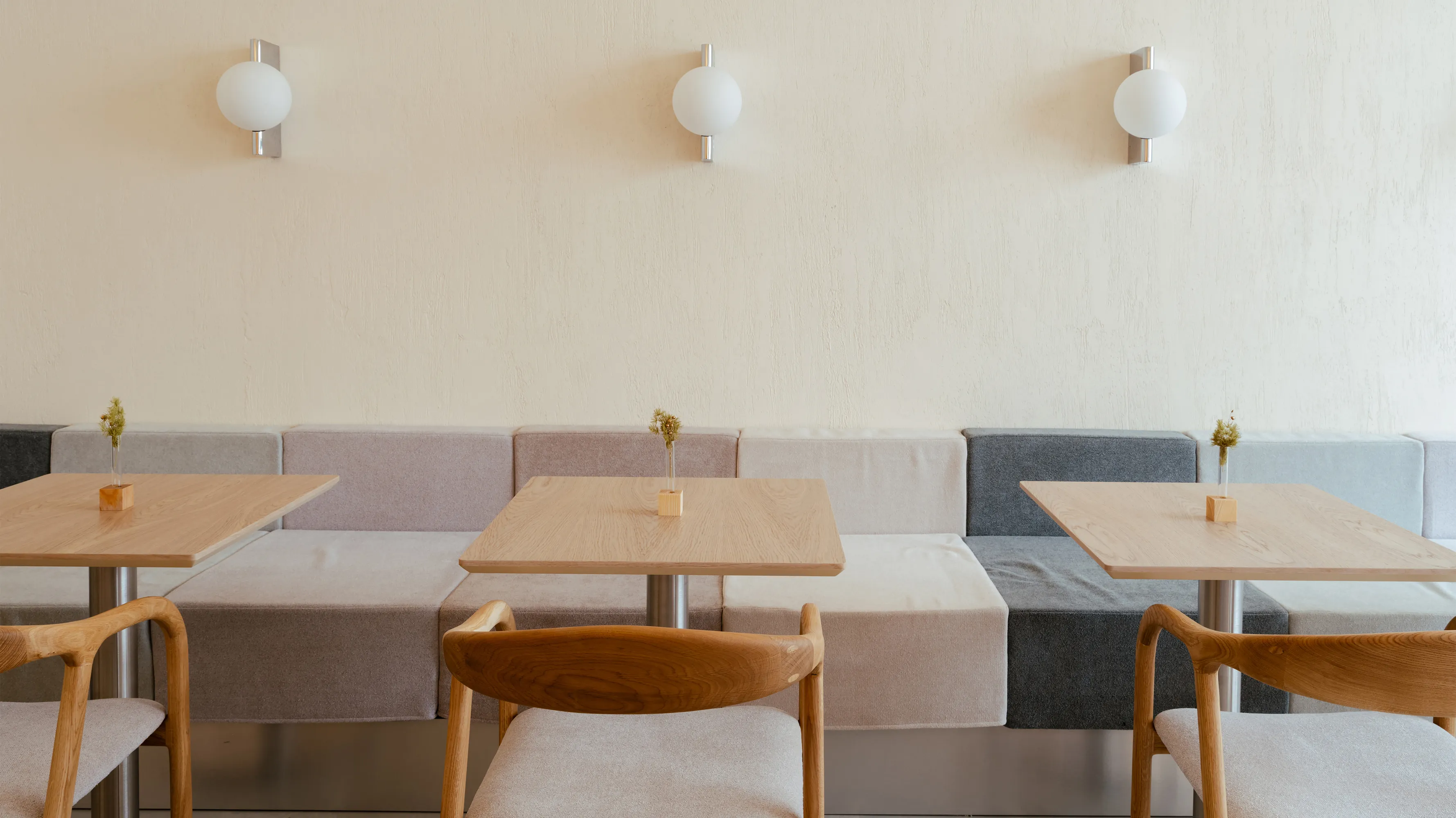 картинка Настенный светильник (бра) Maytoni MOD324WL-01CH