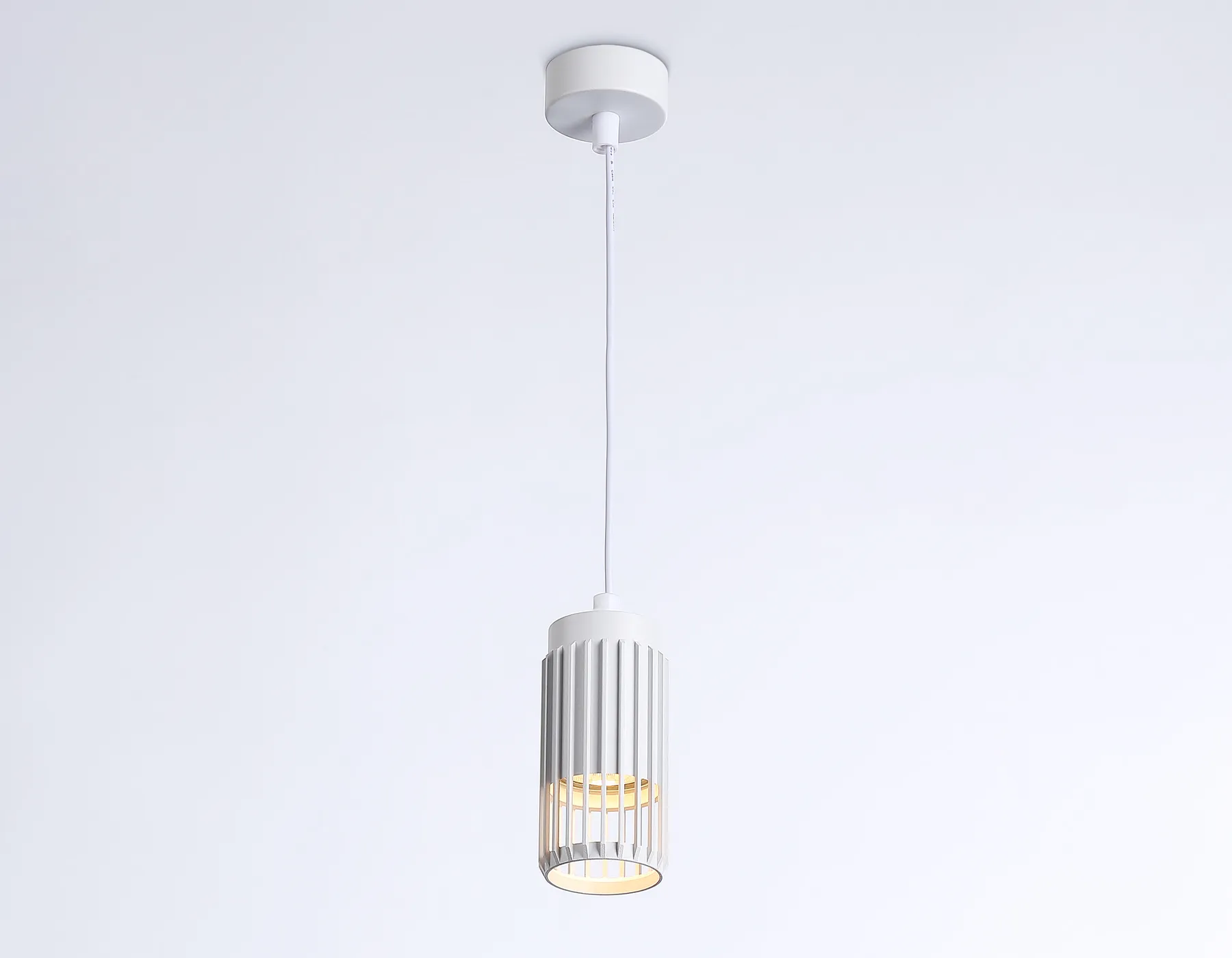 картинка Подвесной светильник со сменной лампой GU10