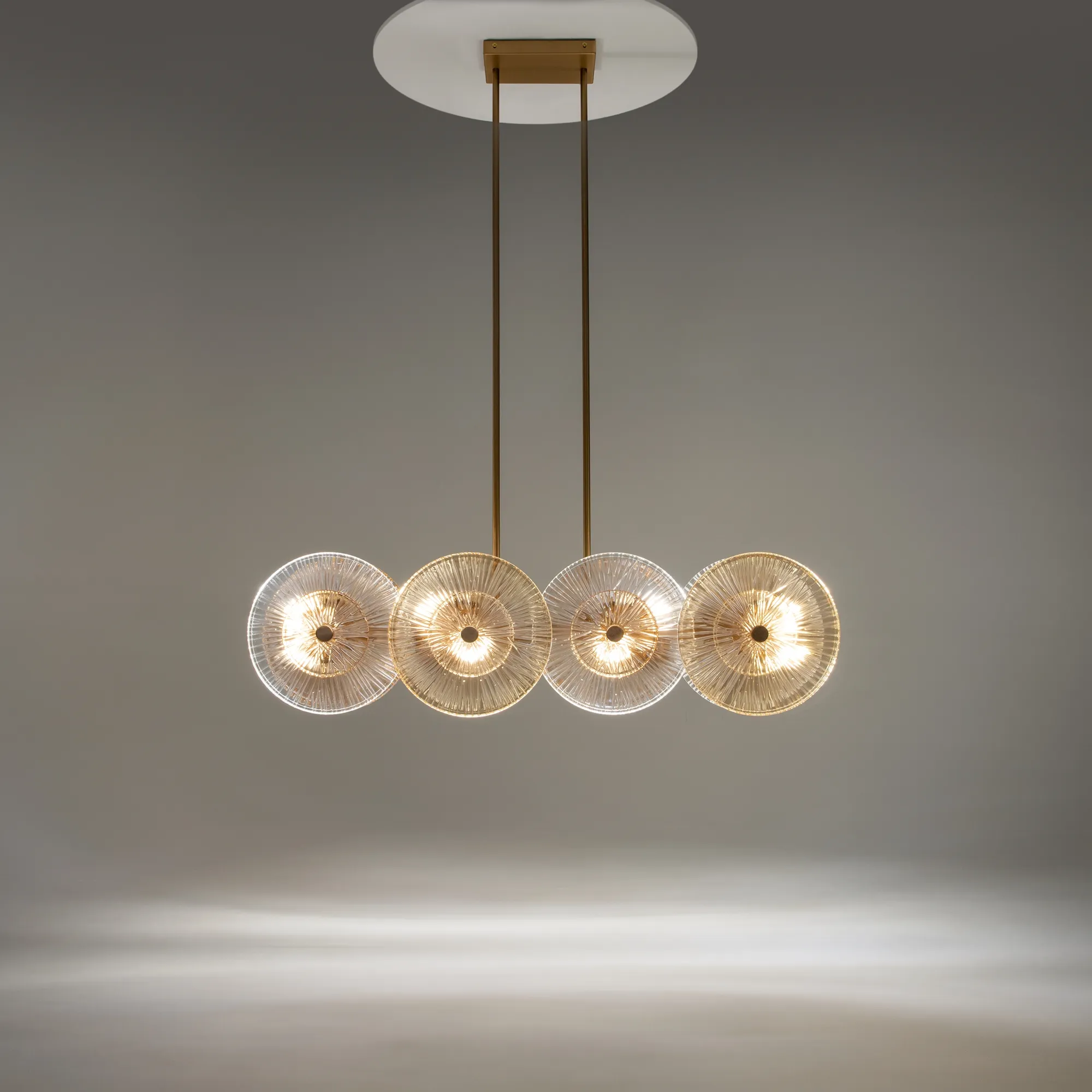 картинка Подвесной светильник Maytoni MOD007PL-08G1