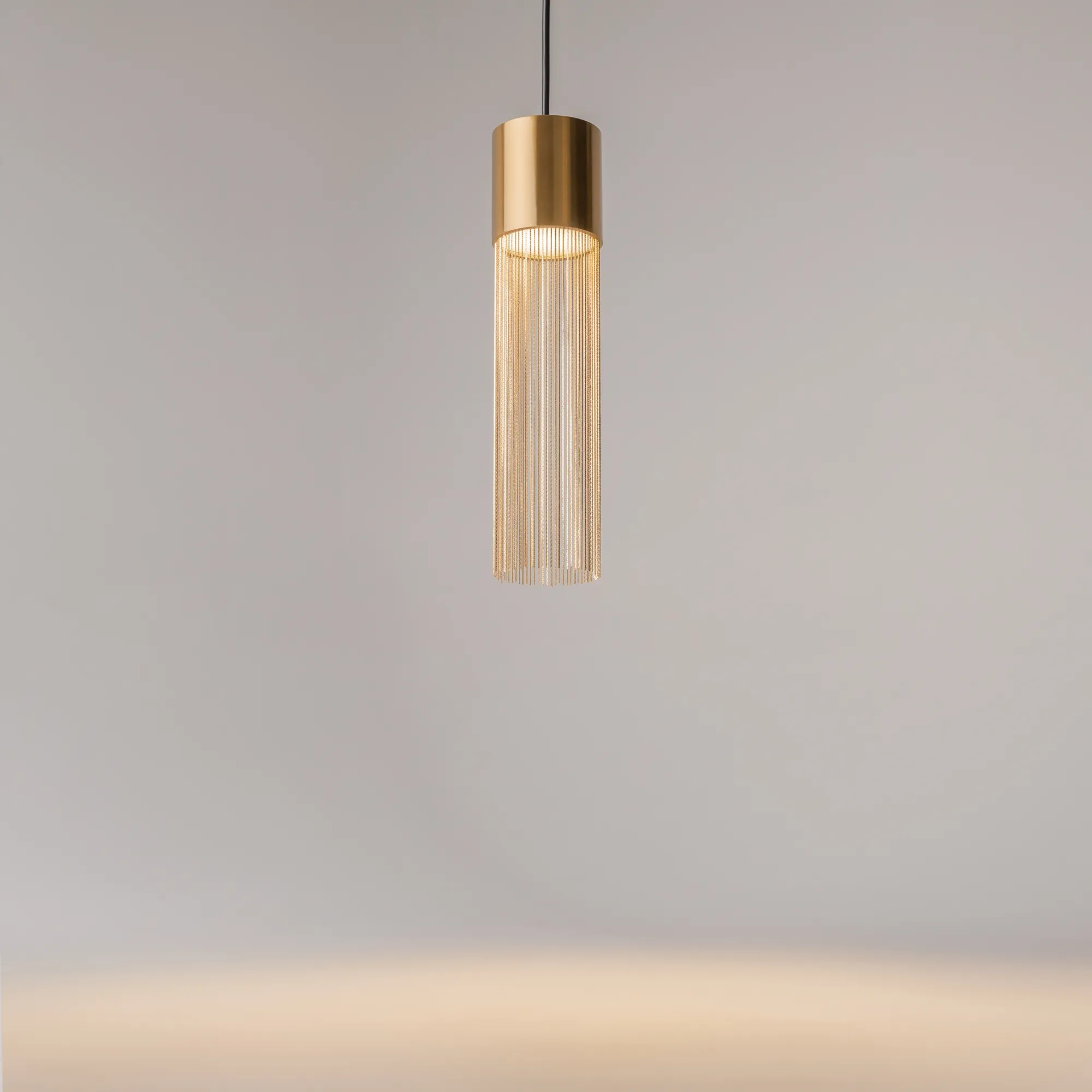 картинка Подвесной светильник Maytoni MOD190PL-L5G3K