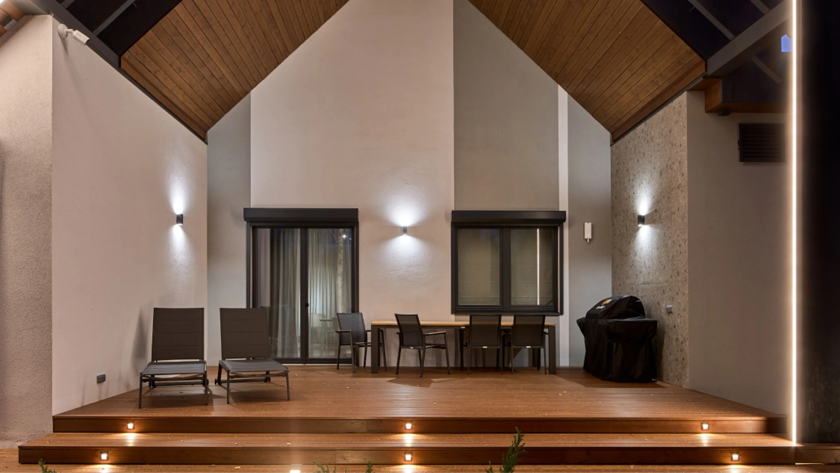 картинка Настенный светильник (бра) Outdoor O044WL-02B