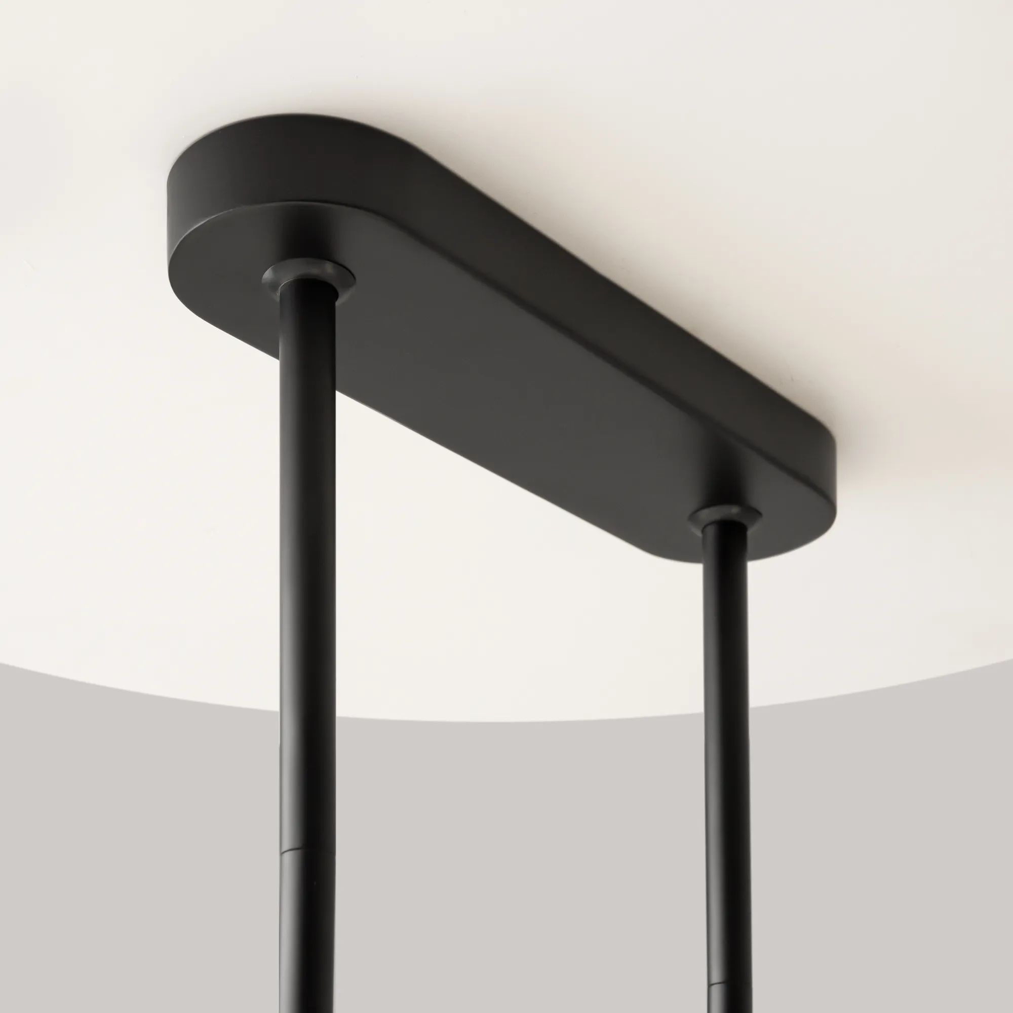 картинка Подвесной светильник Maytoni MOD333PL-06B1